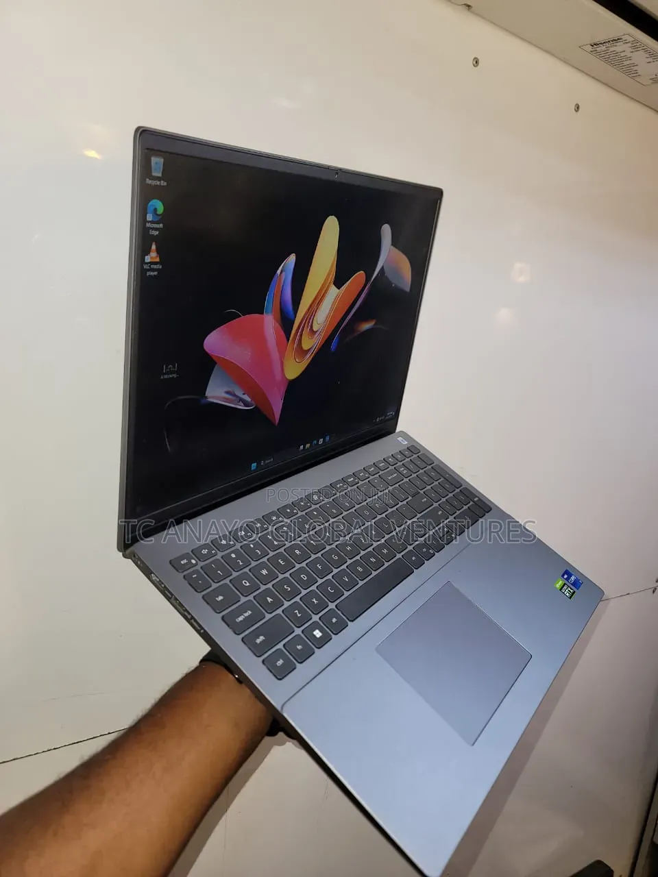 Laptop Dell Vostro 5630 16GB Intel Core i7 SSD 1T