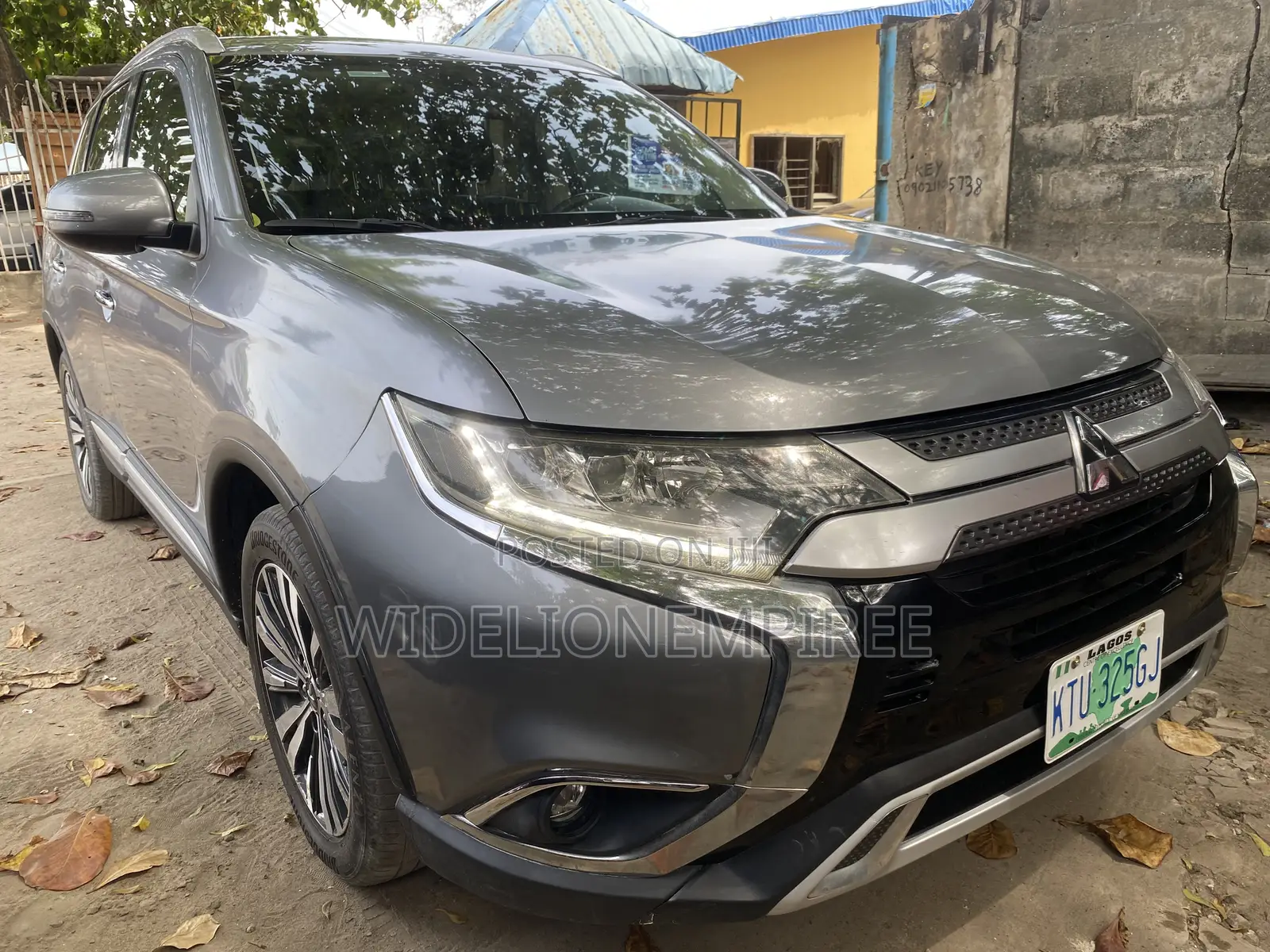 Mitsubishi Outlander 2020 Gray