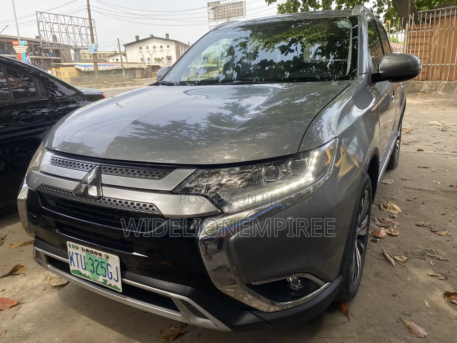 Mitsubishi Outlander 2020 Gray
