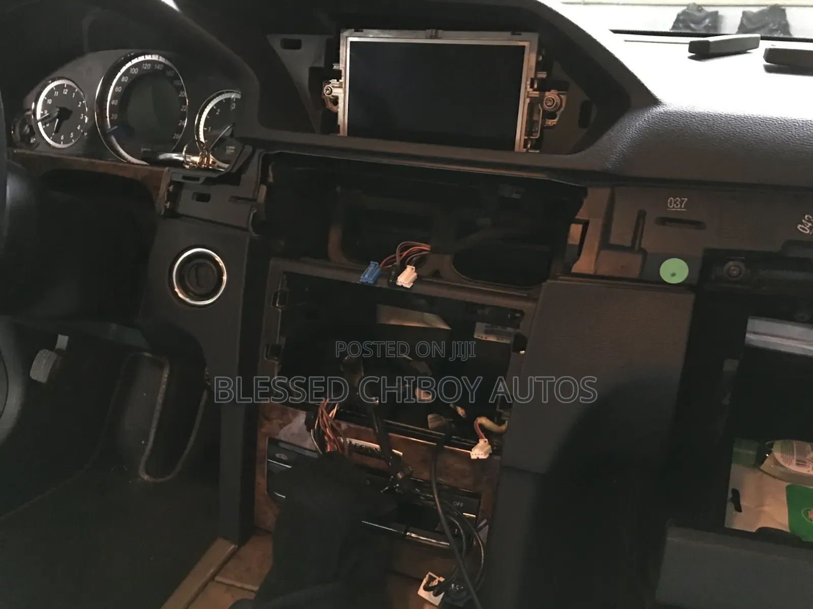 Mercedes E Class 2012 Comand NTG 4.5 Retrofit Installation