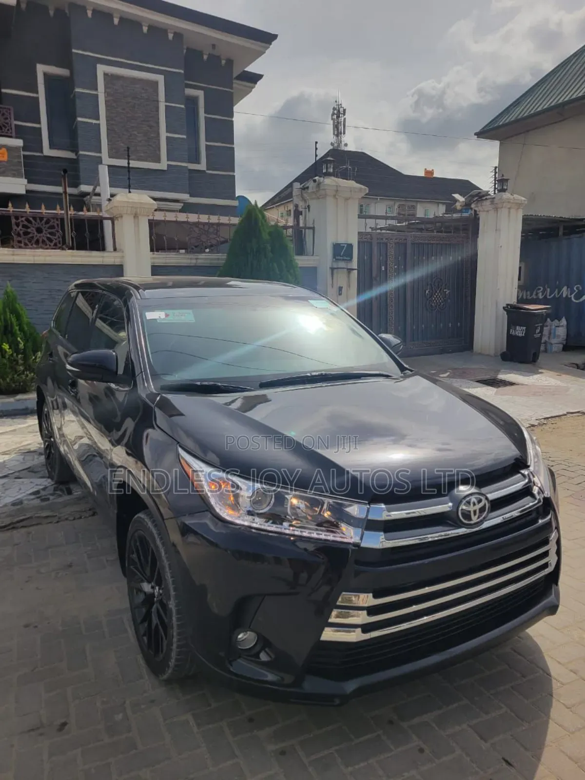 Toyota Highlander XLE V6 4x4 (3.5L 6cyl 6A) 2016 Black