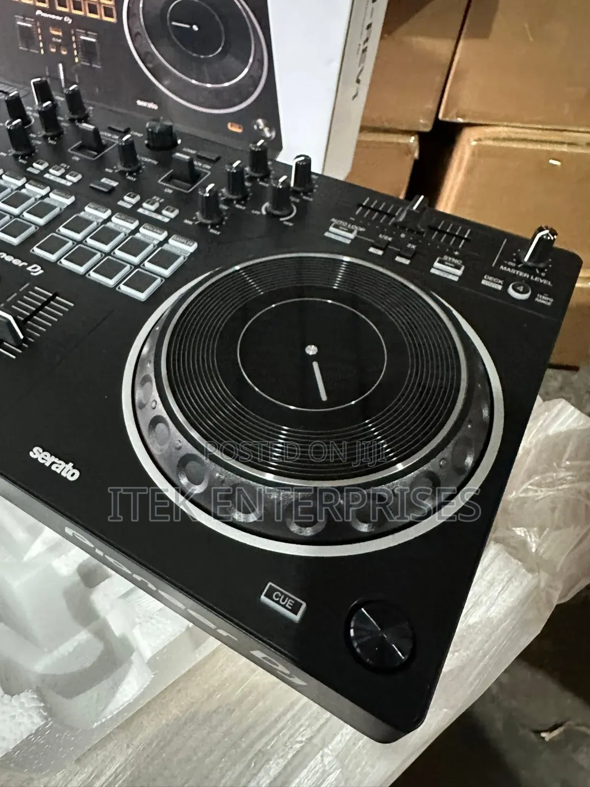 Pioneer Dj DDJ-Rev1 | 2-Channel Battle-Style Controller for Serato Dj