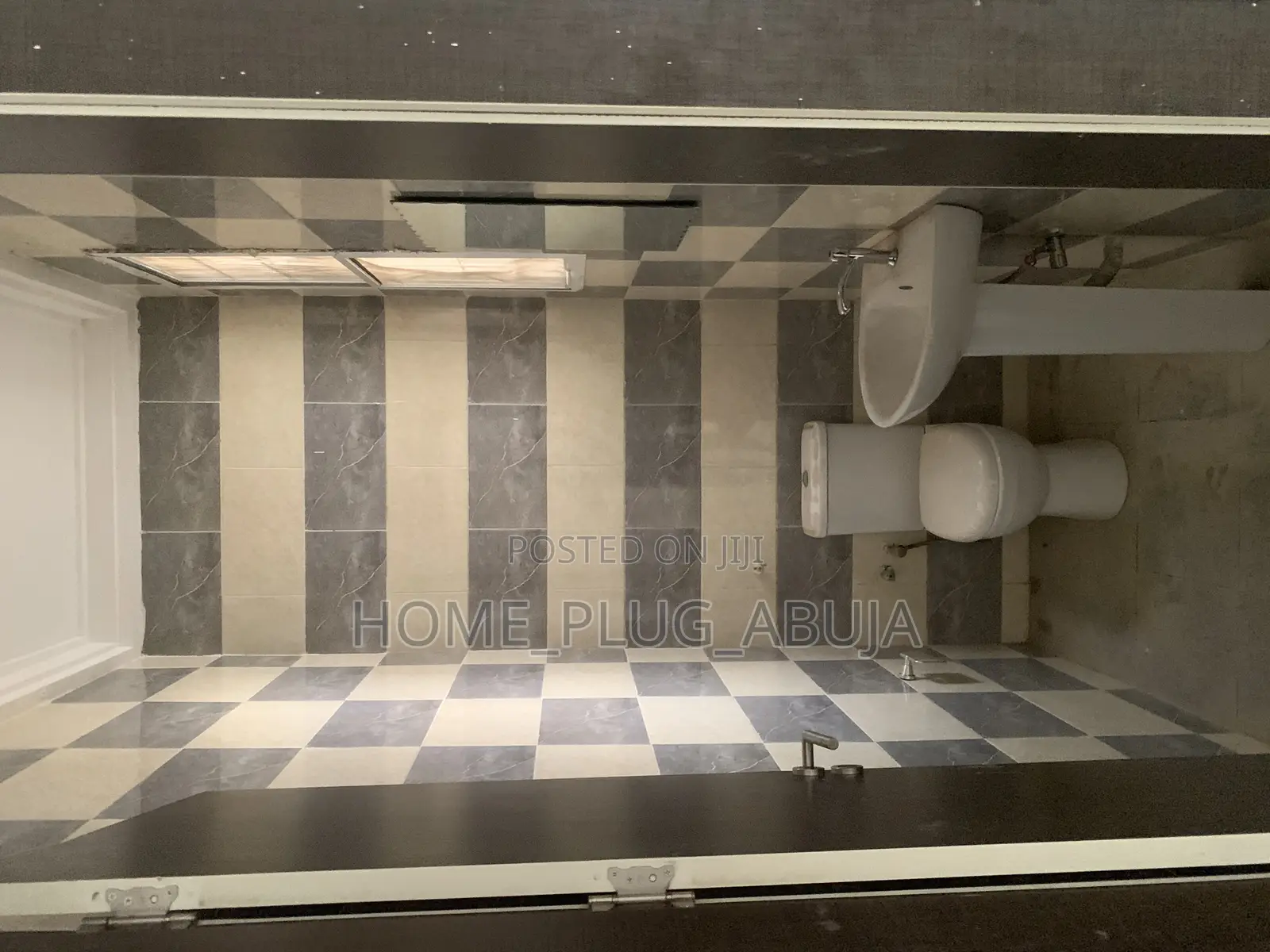 3bdrm Block of Flats in Dantata Estate, Gwarinpa for rent