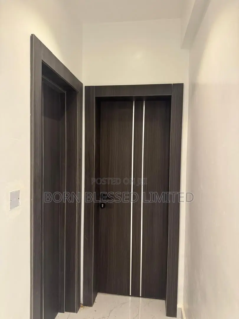 3bdrm Block of Flats in Ikoyi, Awolowo Road for rent
