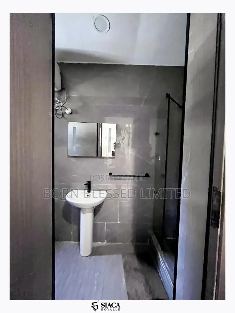 2bdrm Block of Flats in Costal Road, Ikate for rent