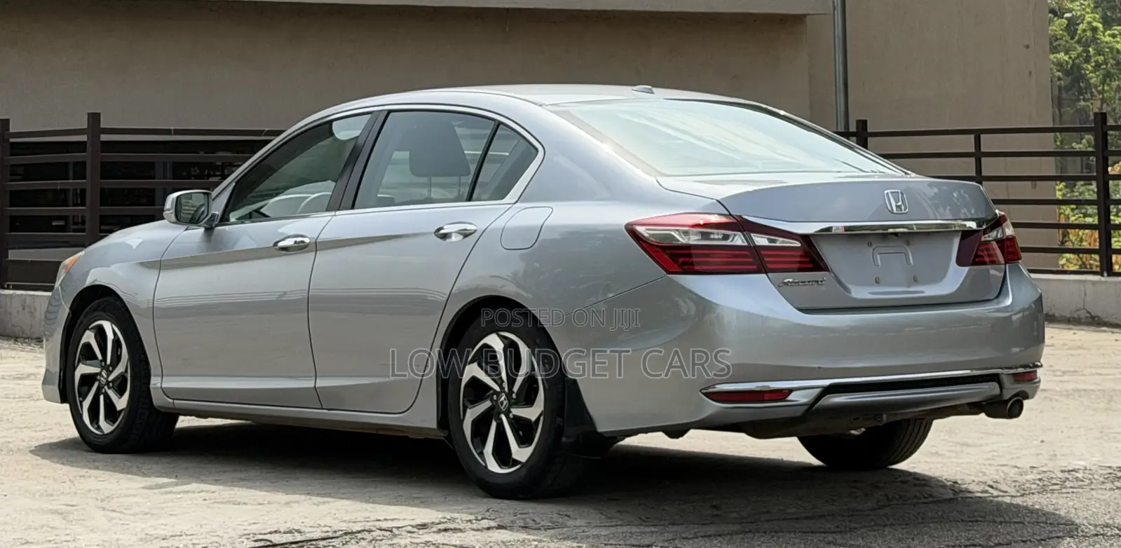 Honda Accord EX-L 4dr Sedan FWD (2.4L 4cyl 2A) 2017 Silver