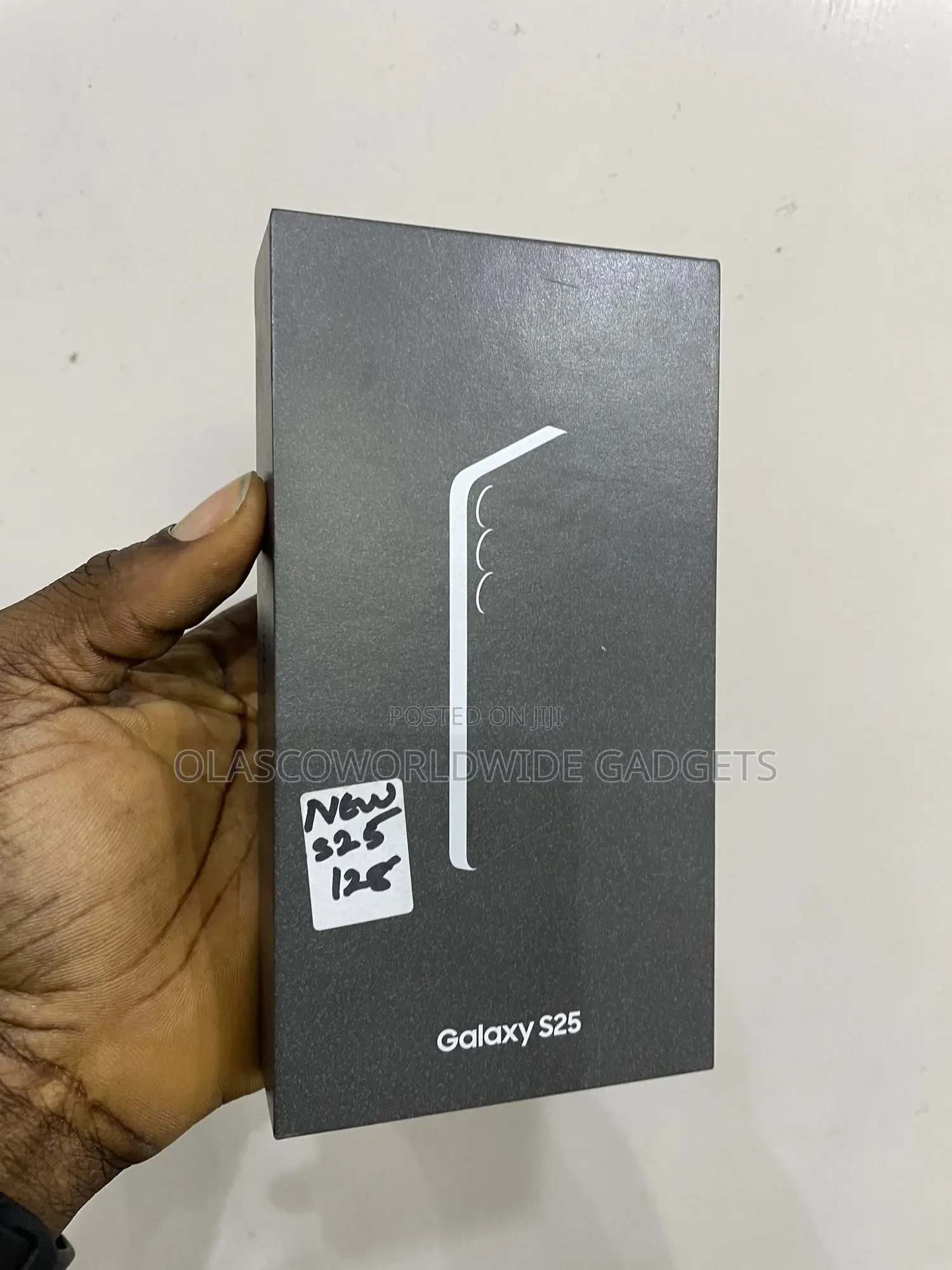 New Samsung Galaxy S25 128 GB Gray