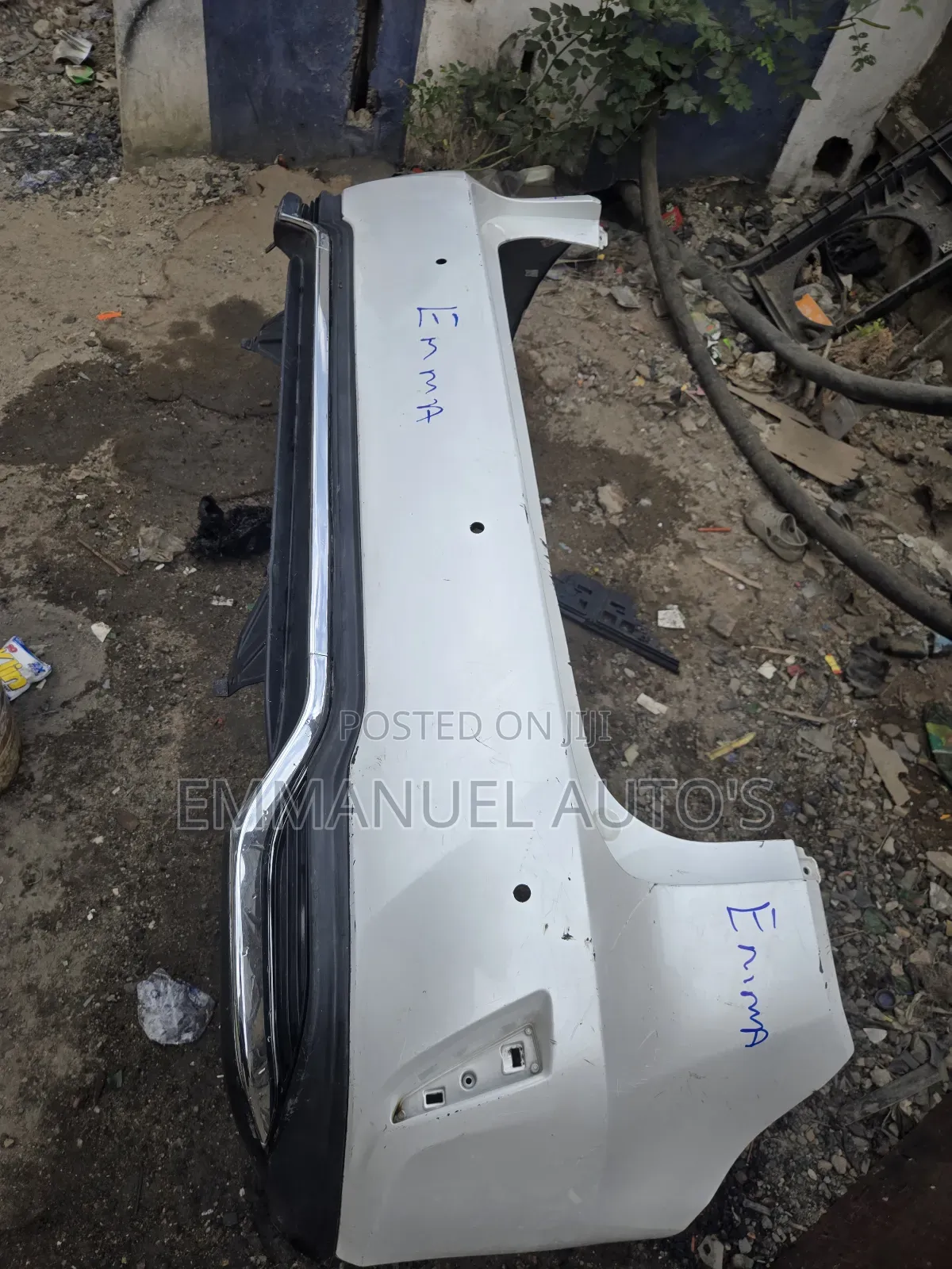 Rx350l 2019 3-Seater Back Bumper Available