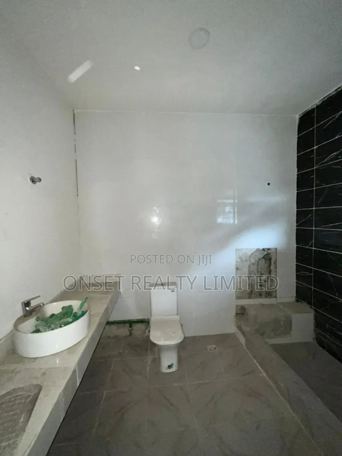 6bdrm Duplex in Vintage Park Estate, Ikate for sale