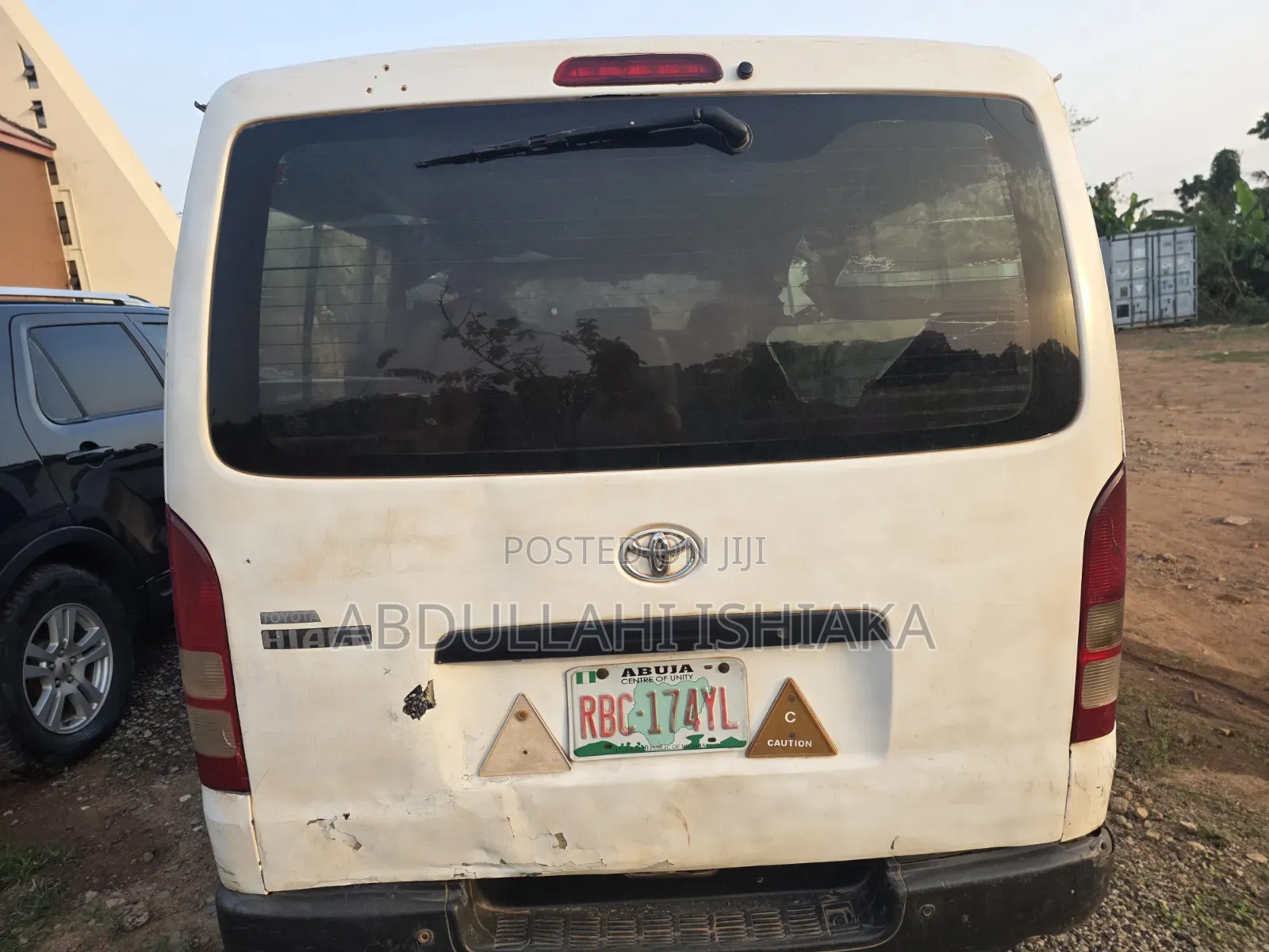 Toyota HiAce 2013 White