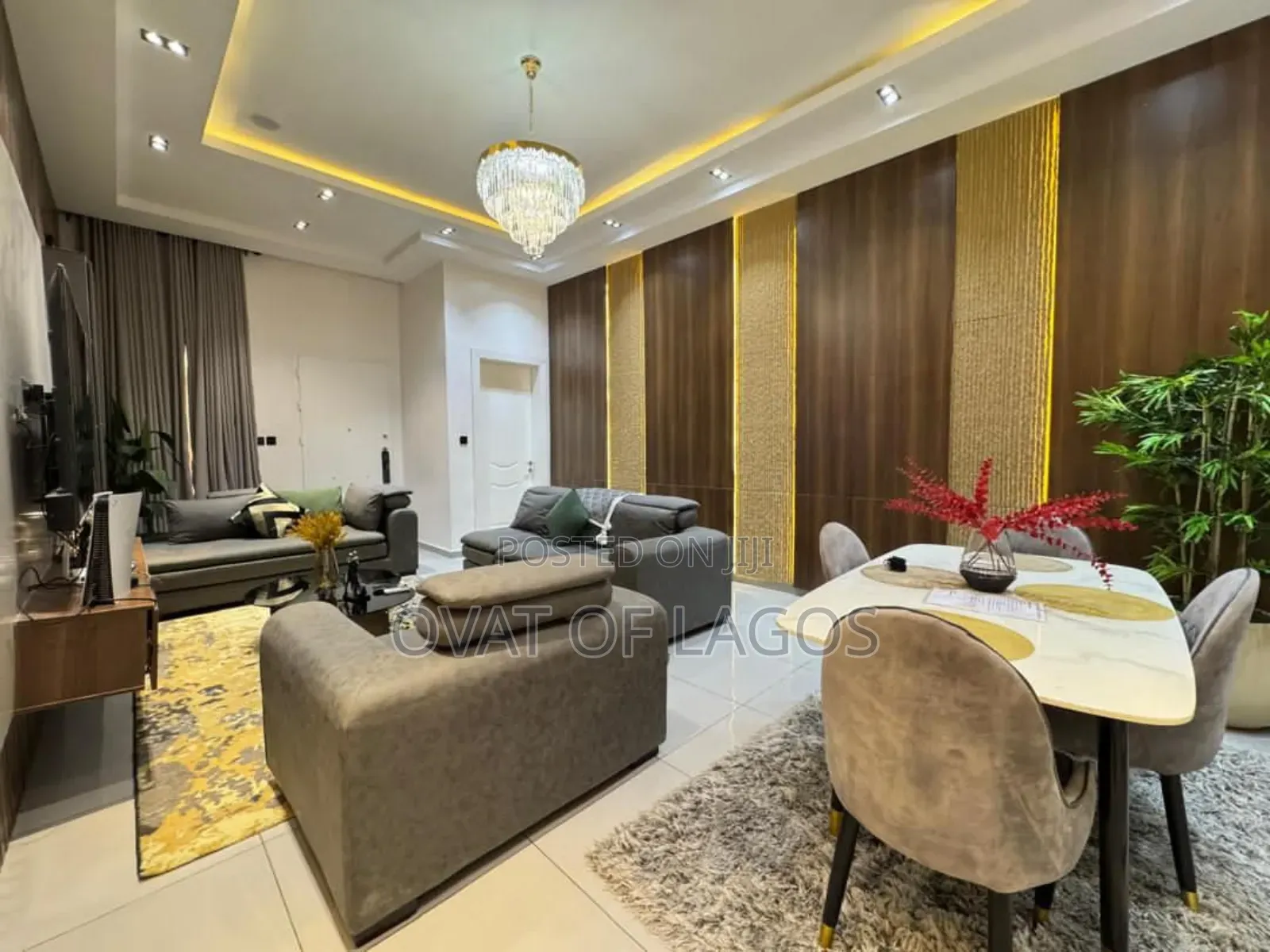 Furnished 2bdrm Penthouse in Lekki Phase 1 for rent