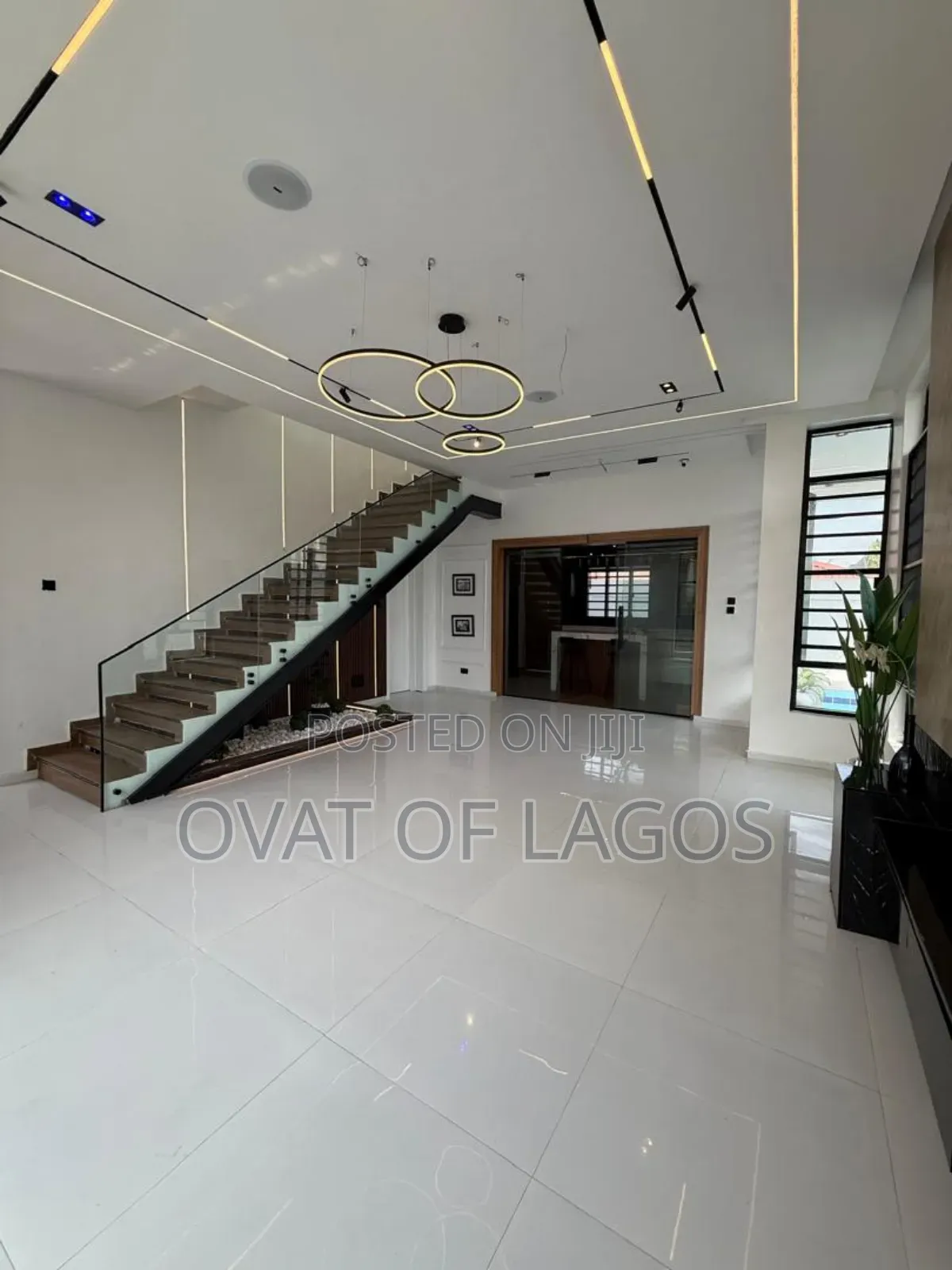 5bdrm Duplex in Peninsula Garden for sale
