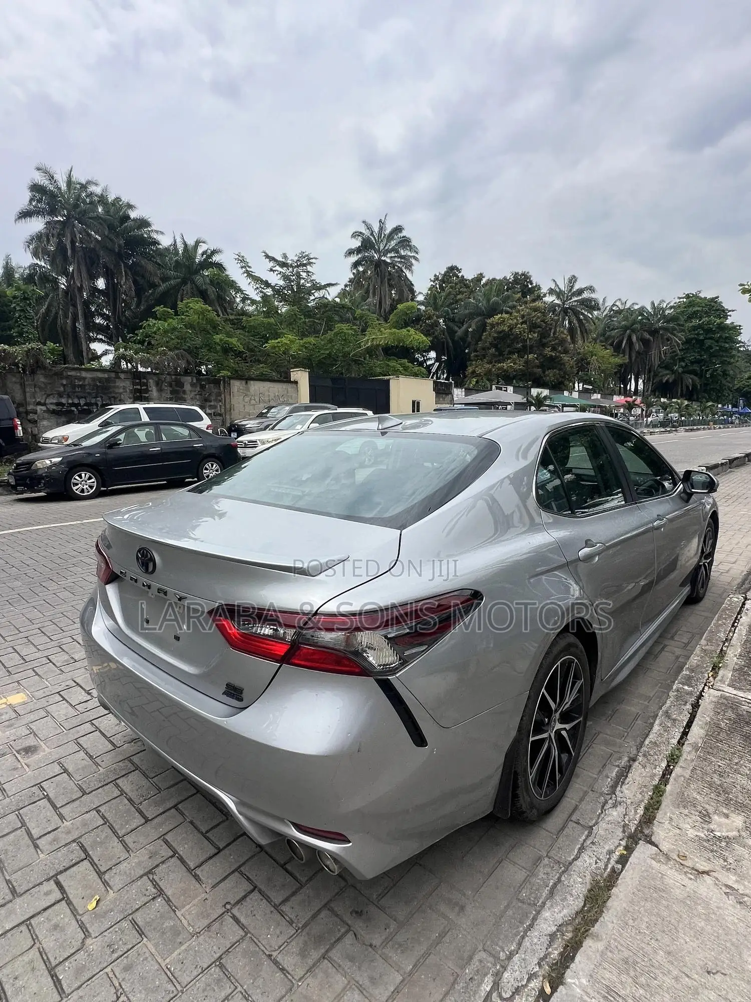 Toyota Camry SE AWD 2024 Gray