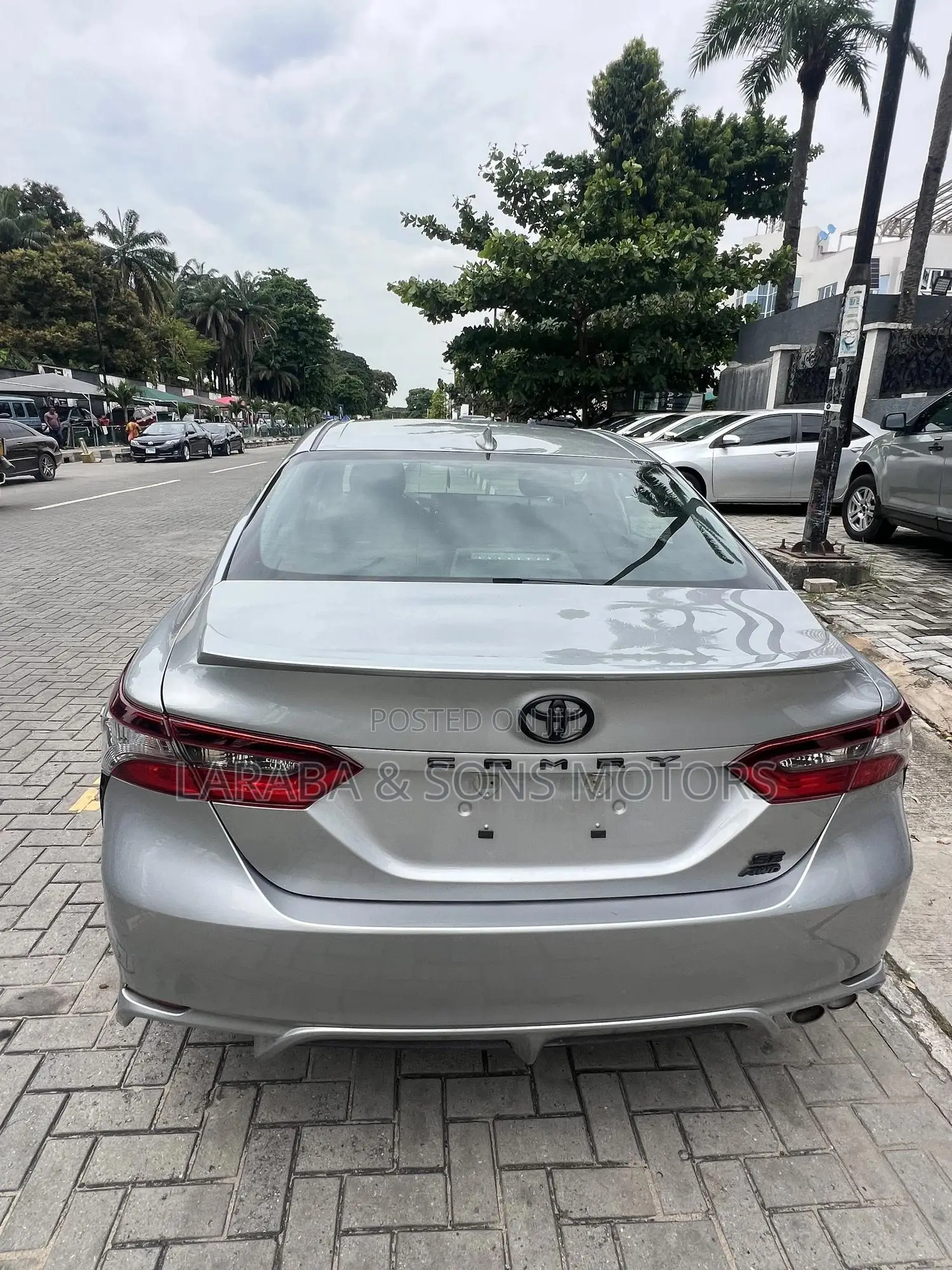 Toyota Camry SE AWD 2024 Gray
