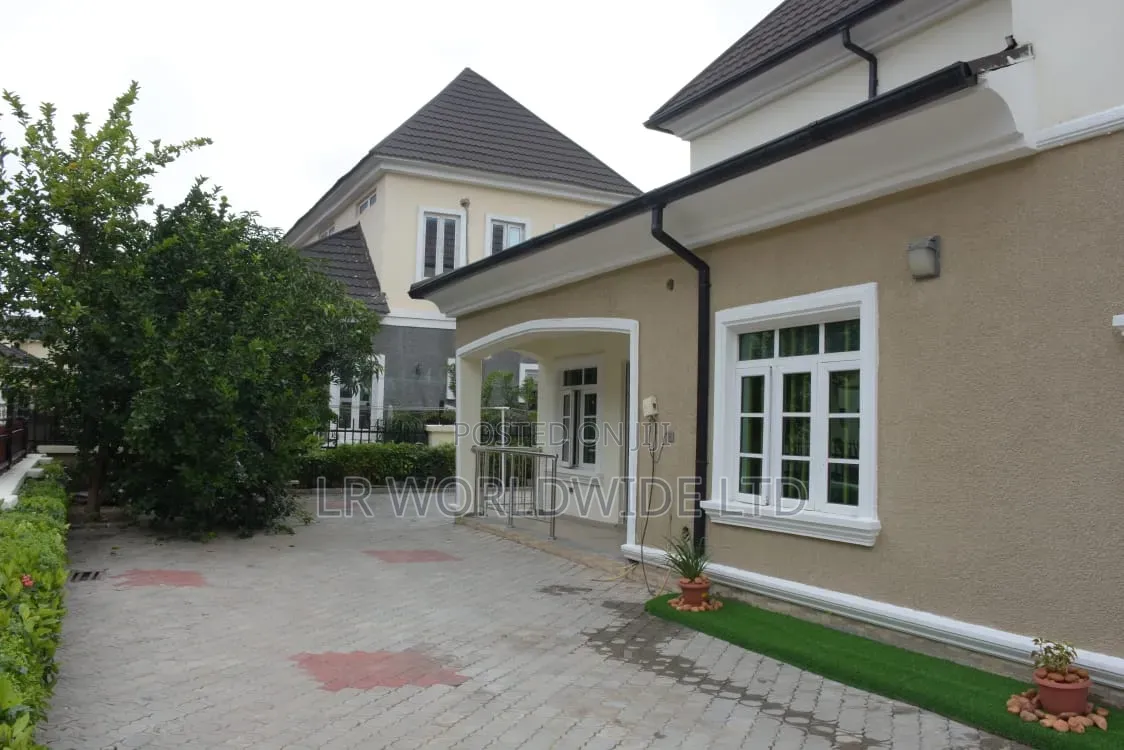 6bdrm Duplex in Riverpark, Sabon Lugbe for sale