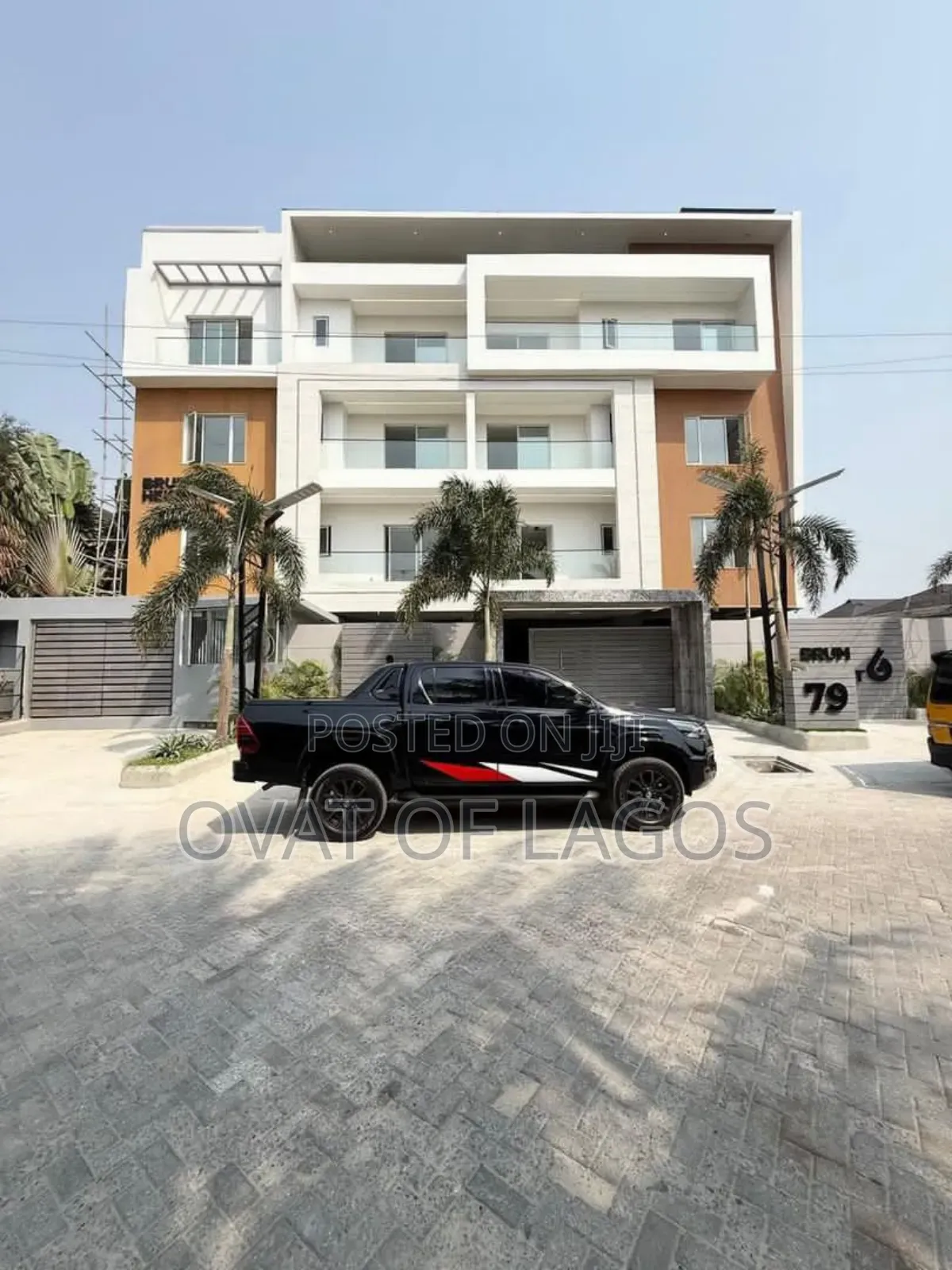 2bdrm Maisonette in Lekki Phase 1 for sale