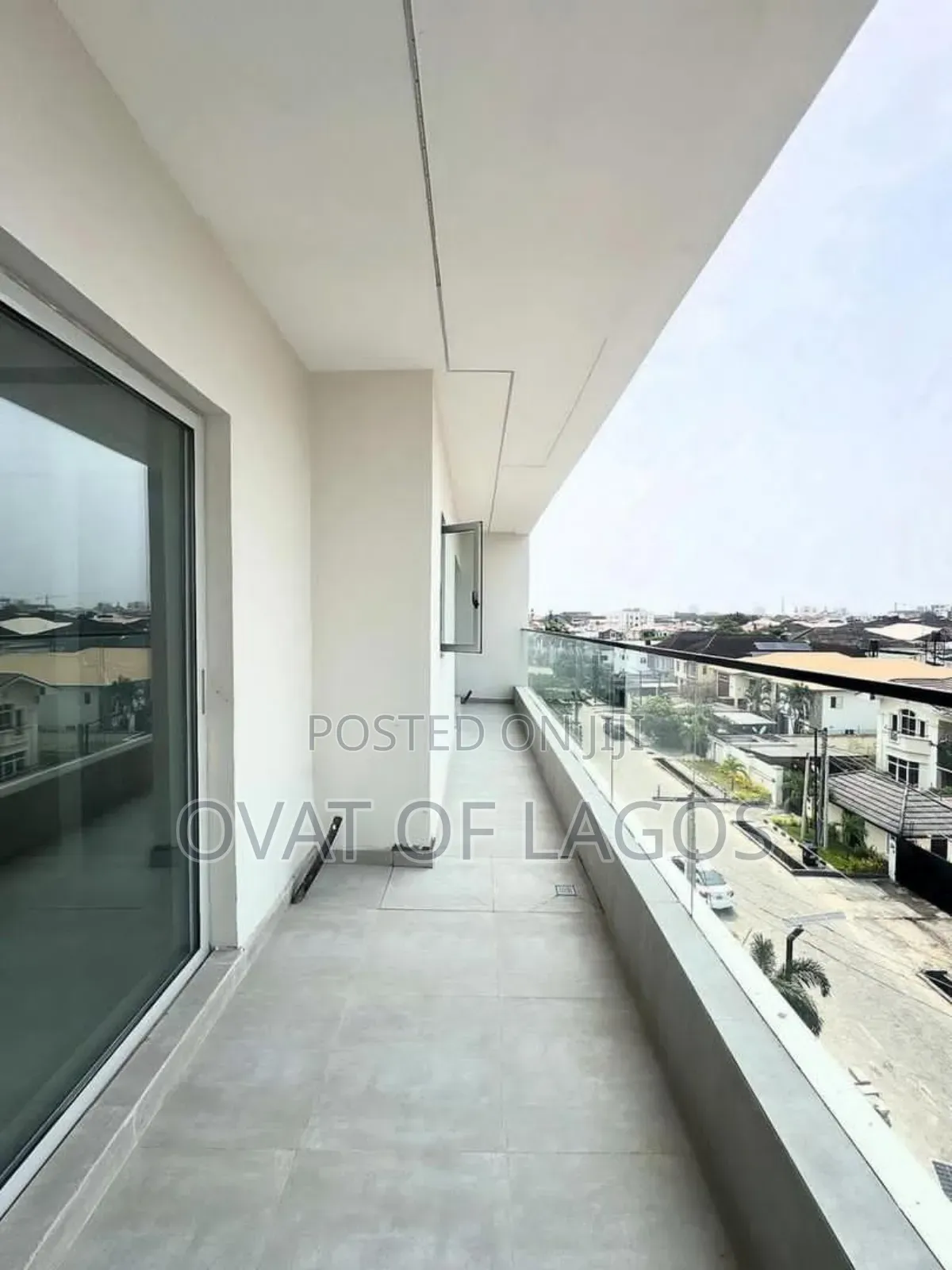 2bdrm Maisonette in Lekki Phase 1 for sale