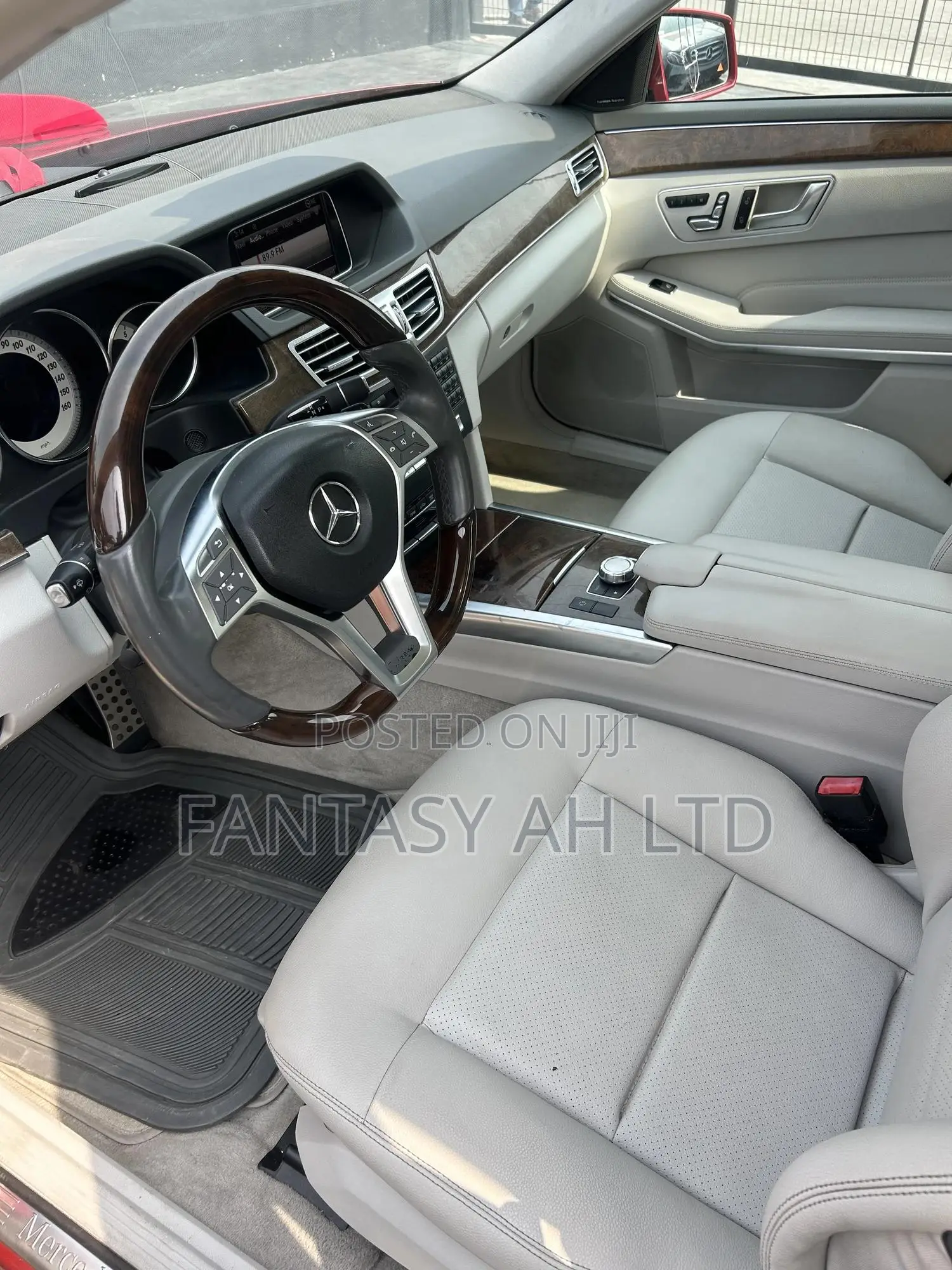 Mercedes-Benz E350 Base 4Matic Sedan AWD (3.5L 6cyl 7A) 2014 Red