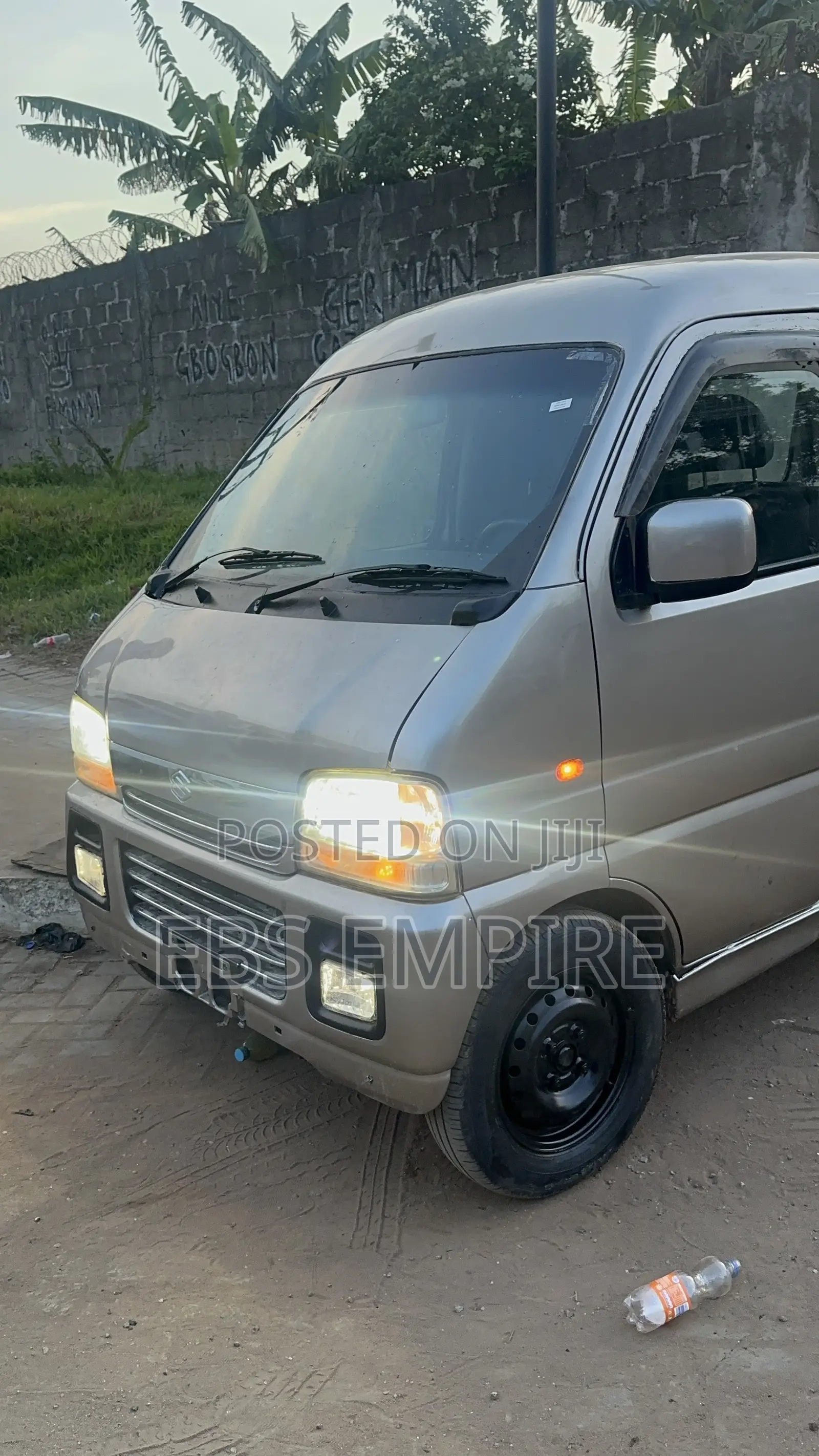 Suzuki Every 2010 Gold