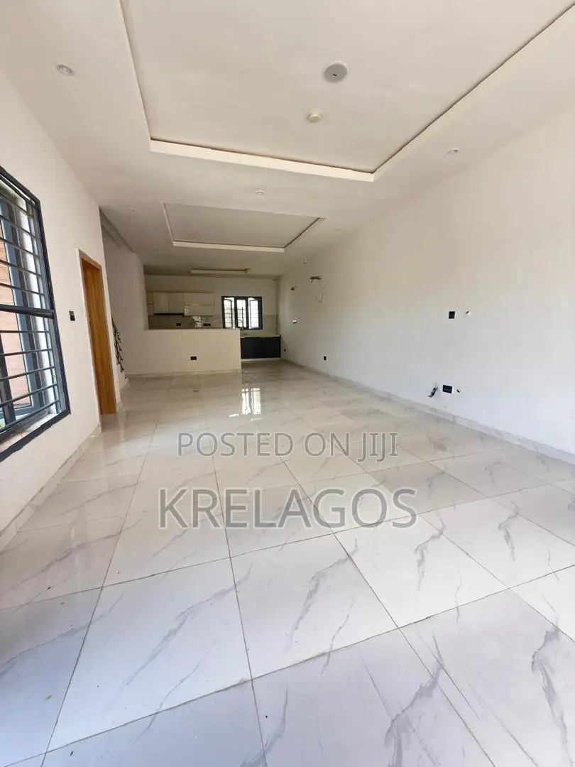 4bdrm Duplex in Sangotedo for sale