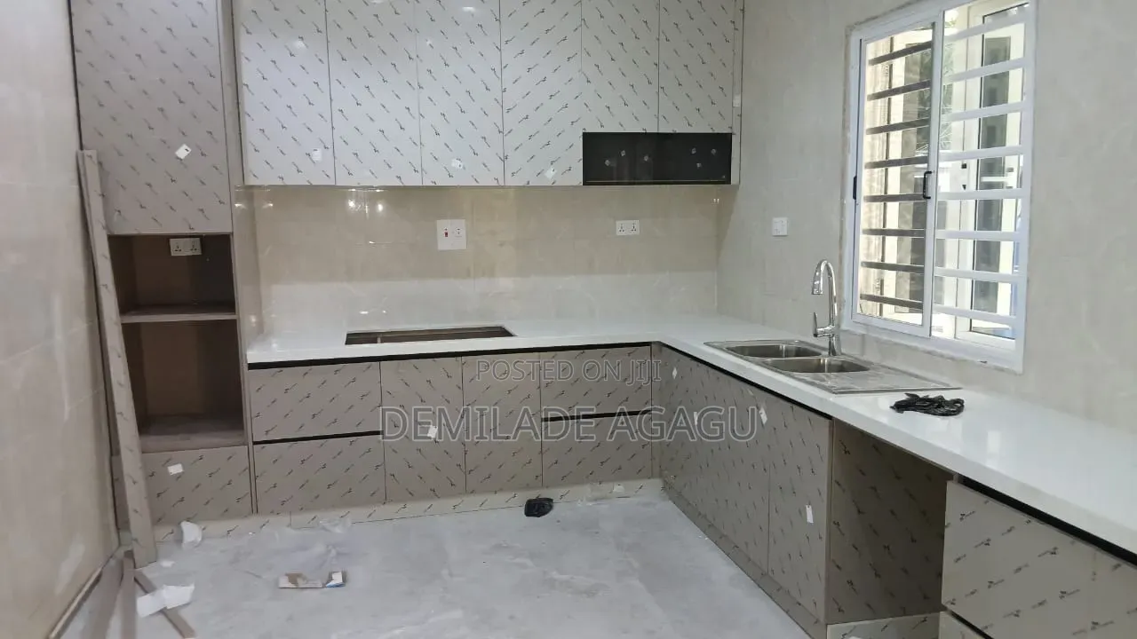 4bdrm Duplex in Parkview Estate for rent
