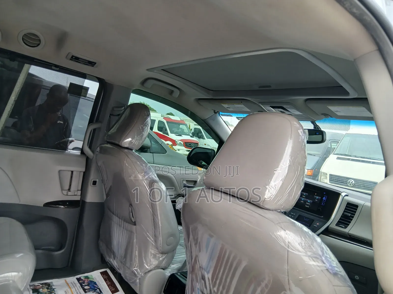 Toyota Sienna XLE Premium 7-Passenger 4dr Minivan AWD (3.5L 6cyl 6A)