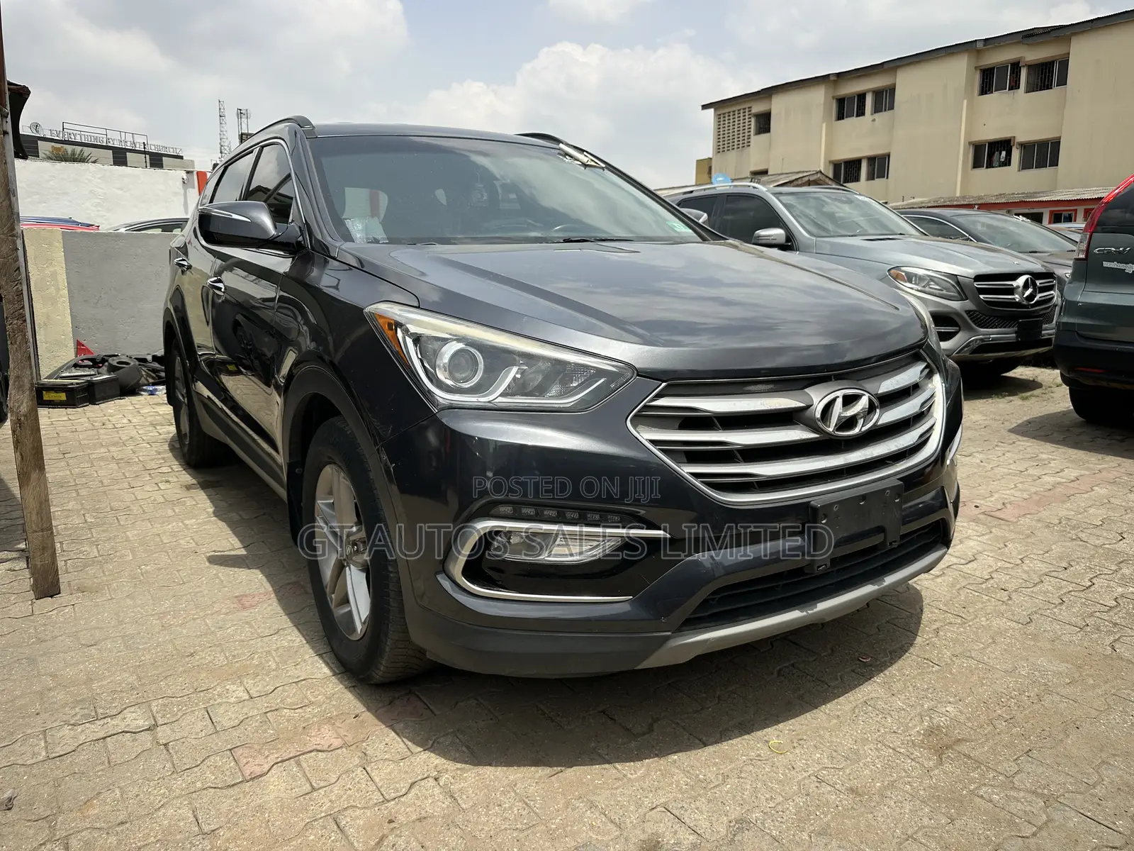 Hyundai Santa Fe SE AWD 2018 Gray