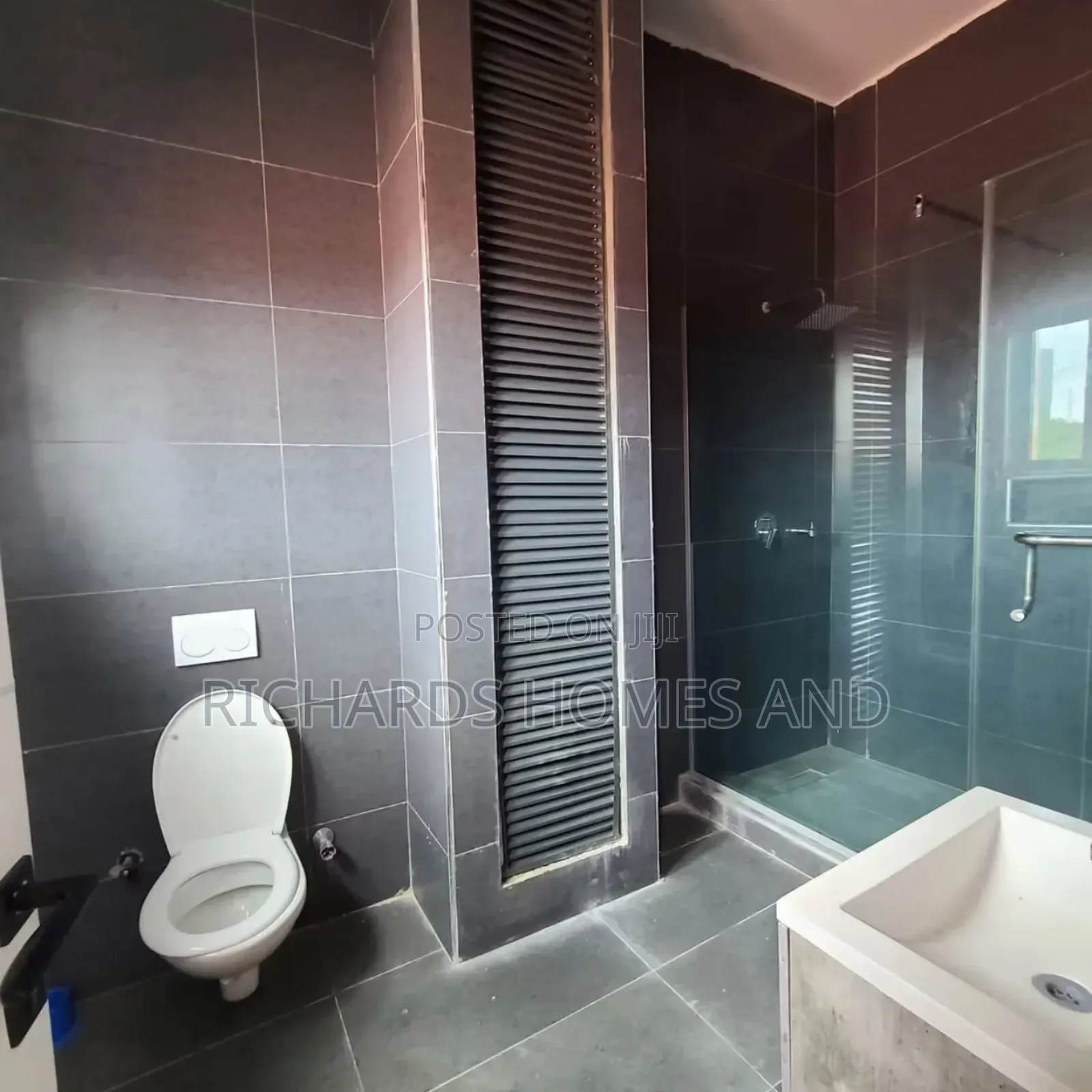 3bdrm Apartment in Victoria Island Extension for rent