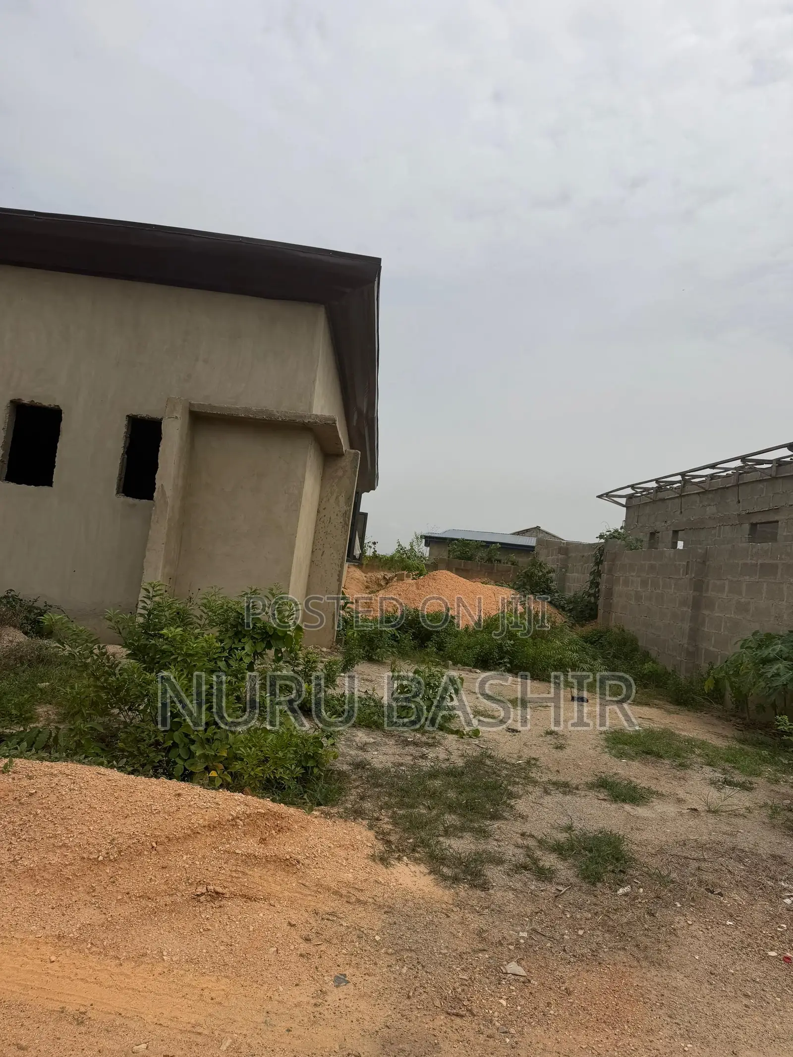 3bdrm Bungalow in Soka, Oluyole for sale