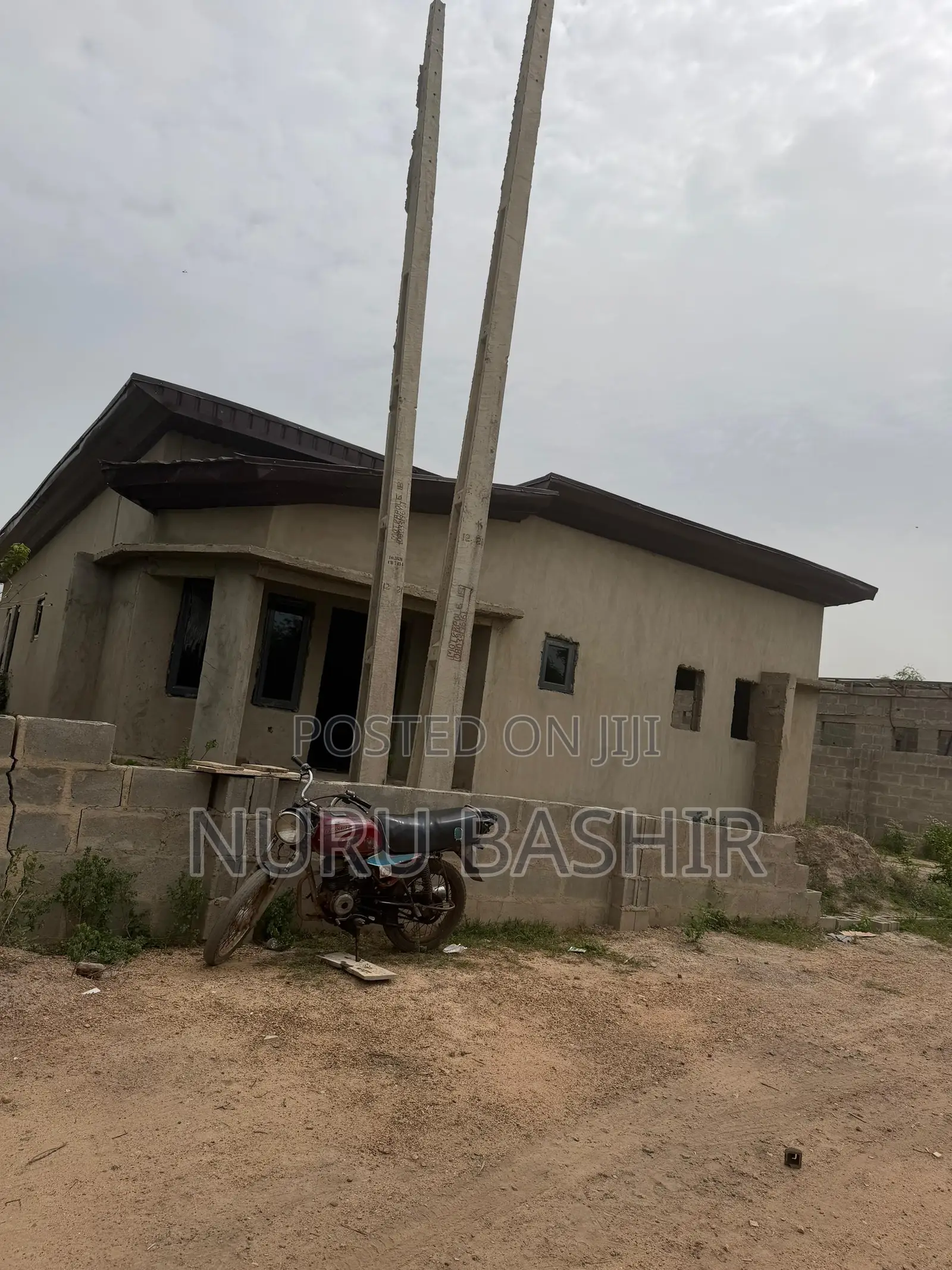 3bdrm Bungalow in Soka, Oluyole for sale
