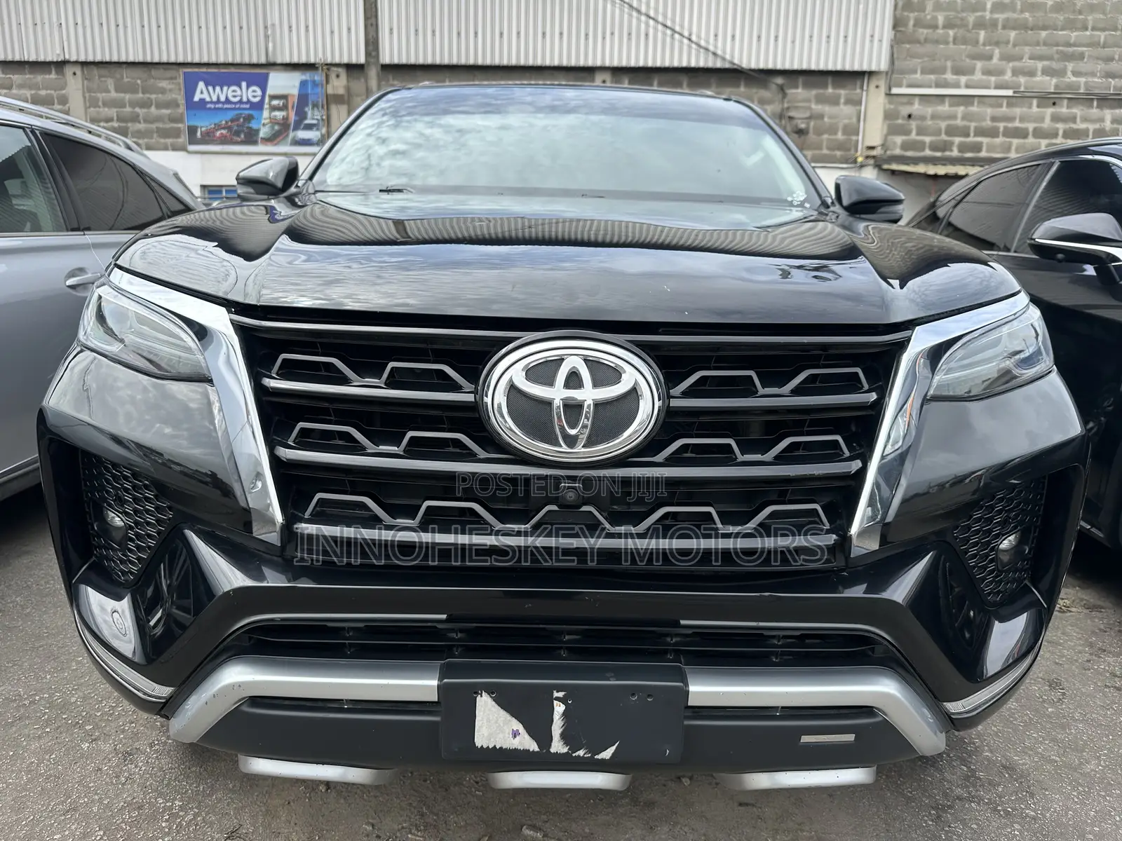 Toyota Fortuner 2023 Black