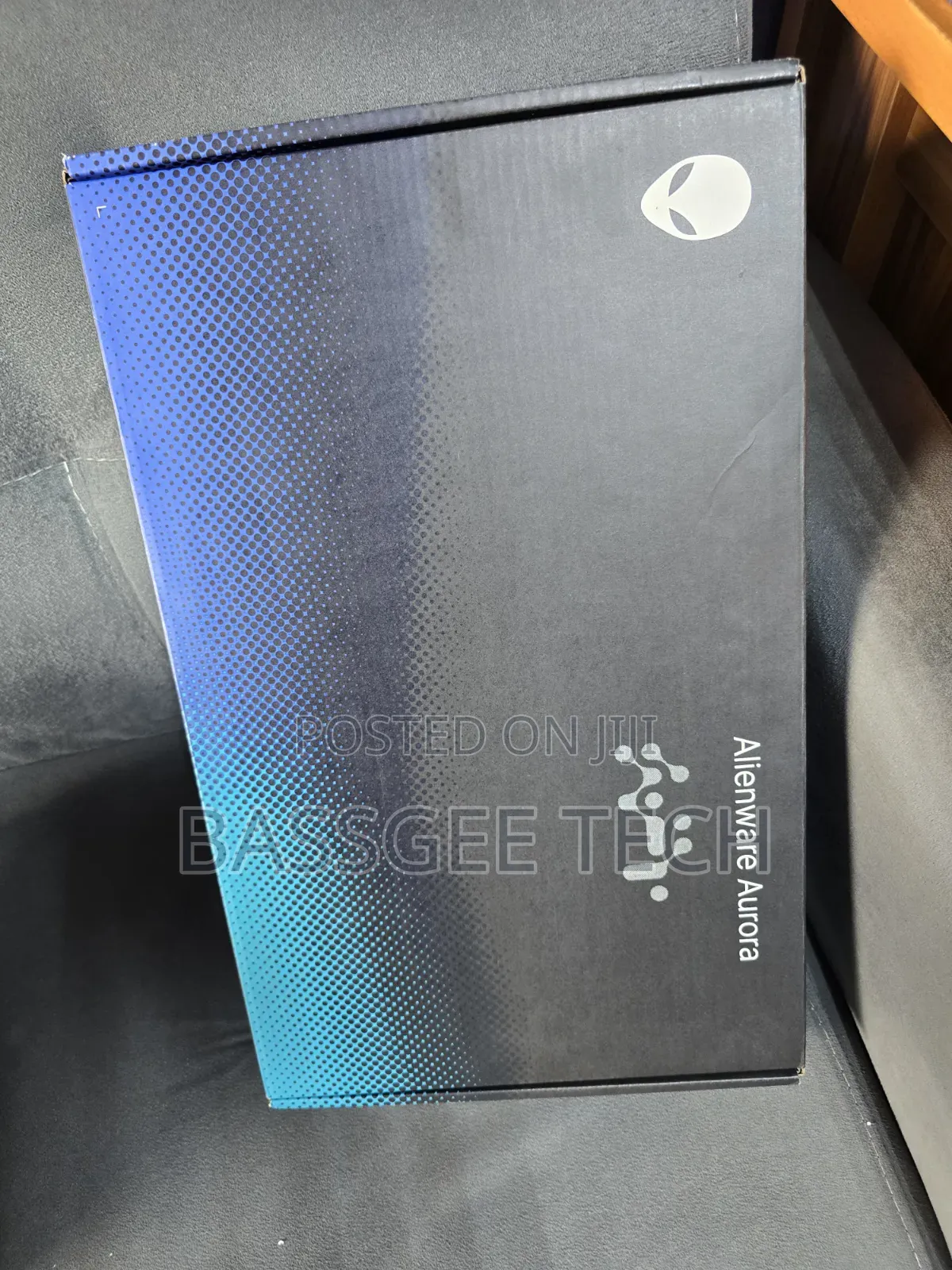 New Laptop Alienware 16 Aurora 16GB Intel Core Ultra 7 SSD 512GB