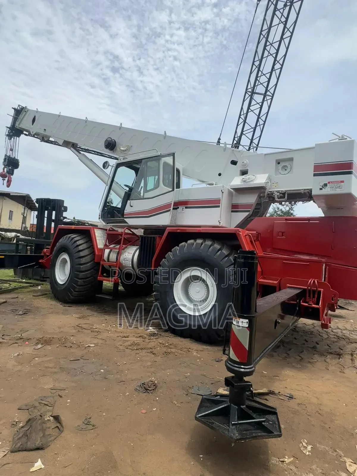 75 Tons 4x4 Crane for Hire – Ready for Immediate Mobilization