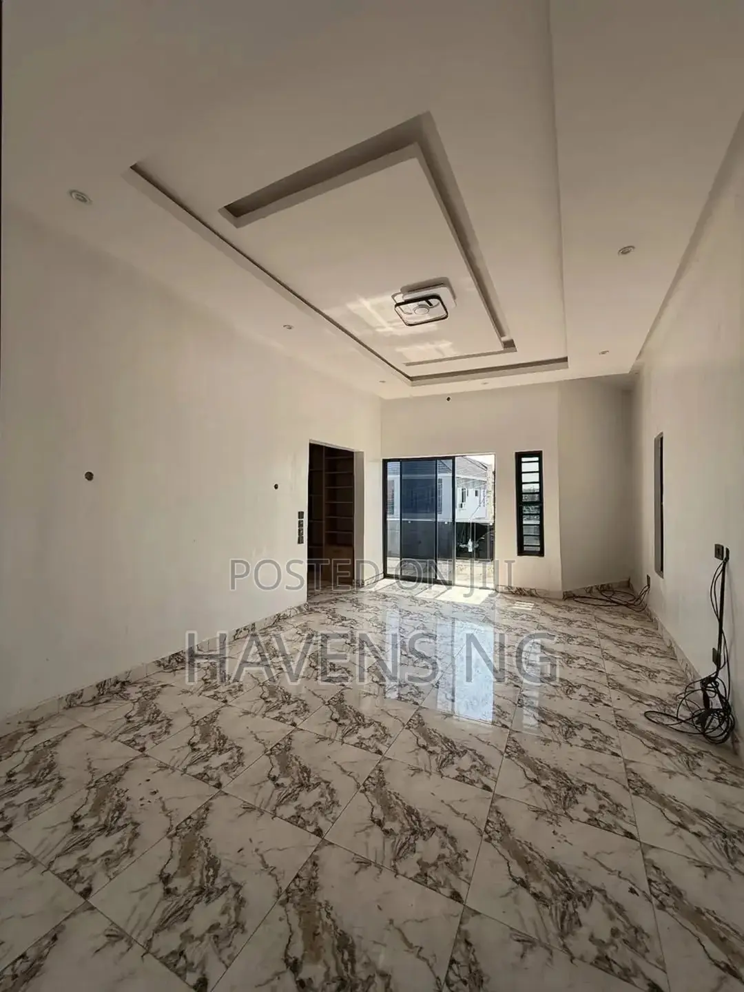 4bdrm Duplex in Sangotedo for sale