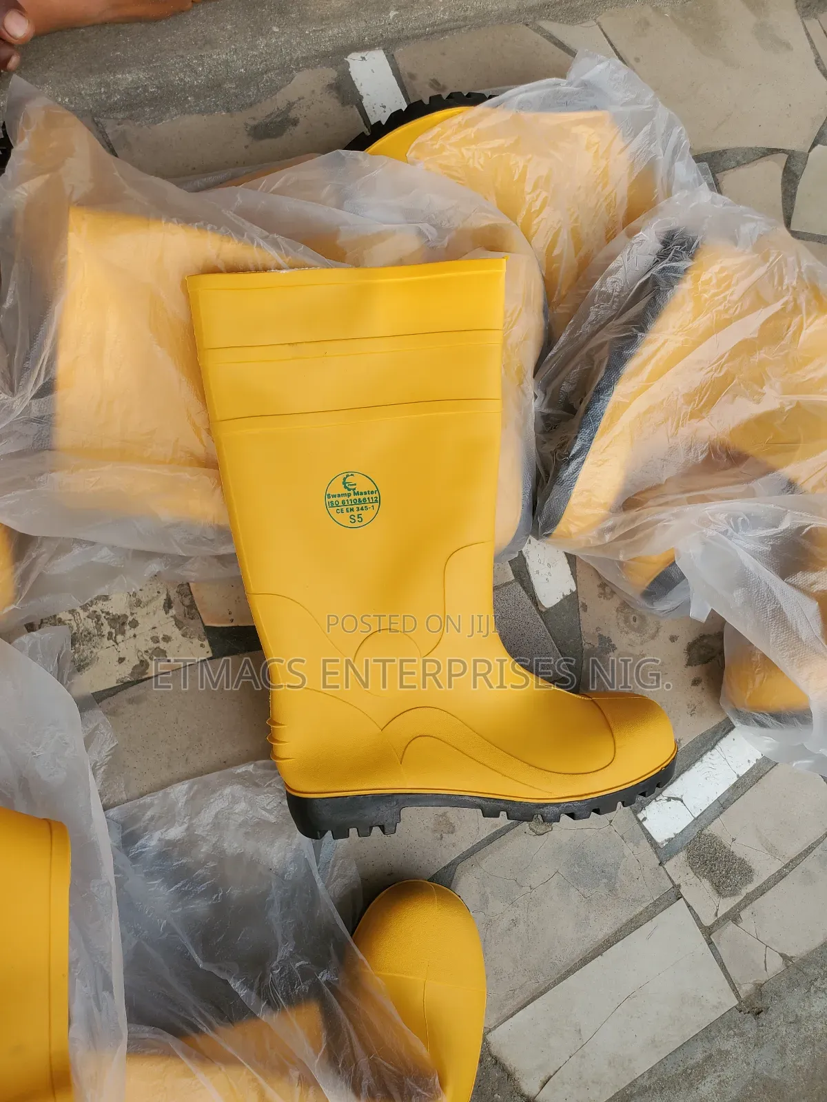 Rainboot (Safety)