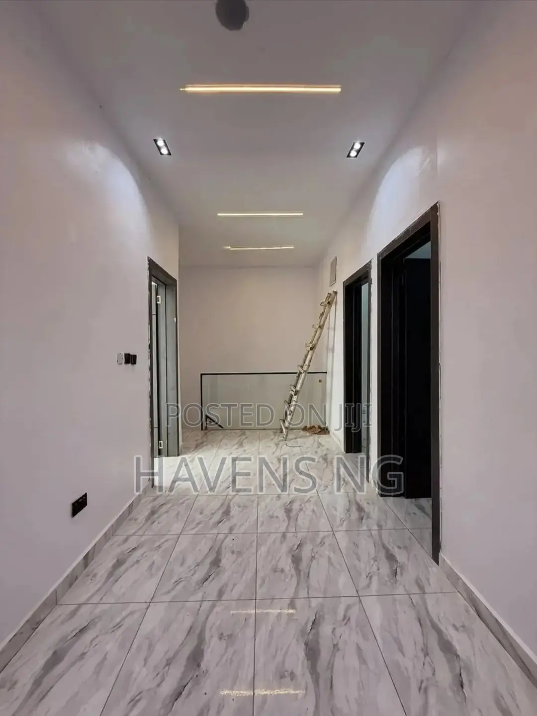 4bdrm Duplex in Ikota for sale