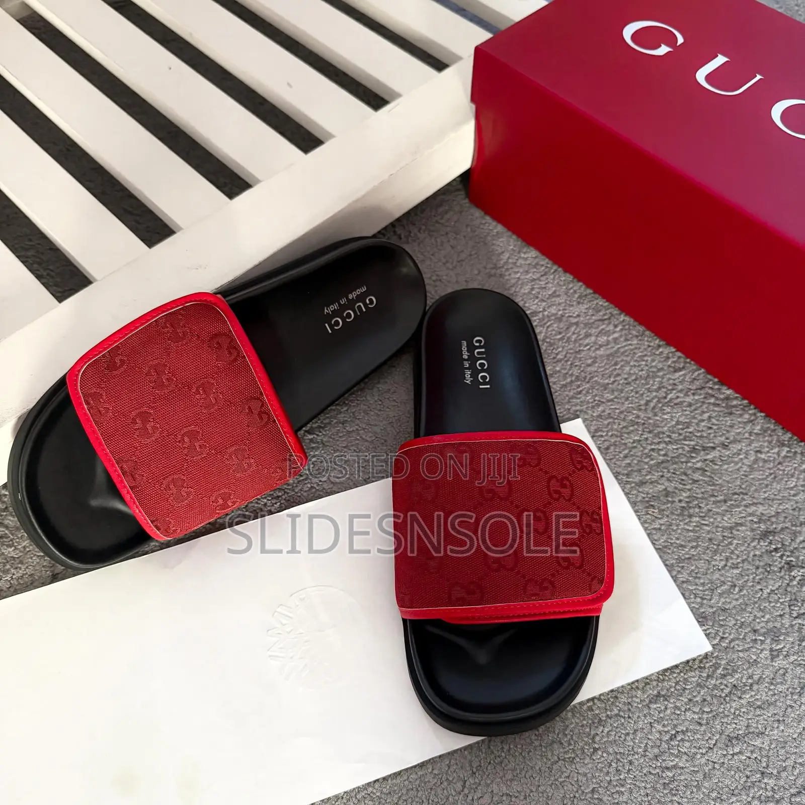 Gucci Gg Supreme Slides