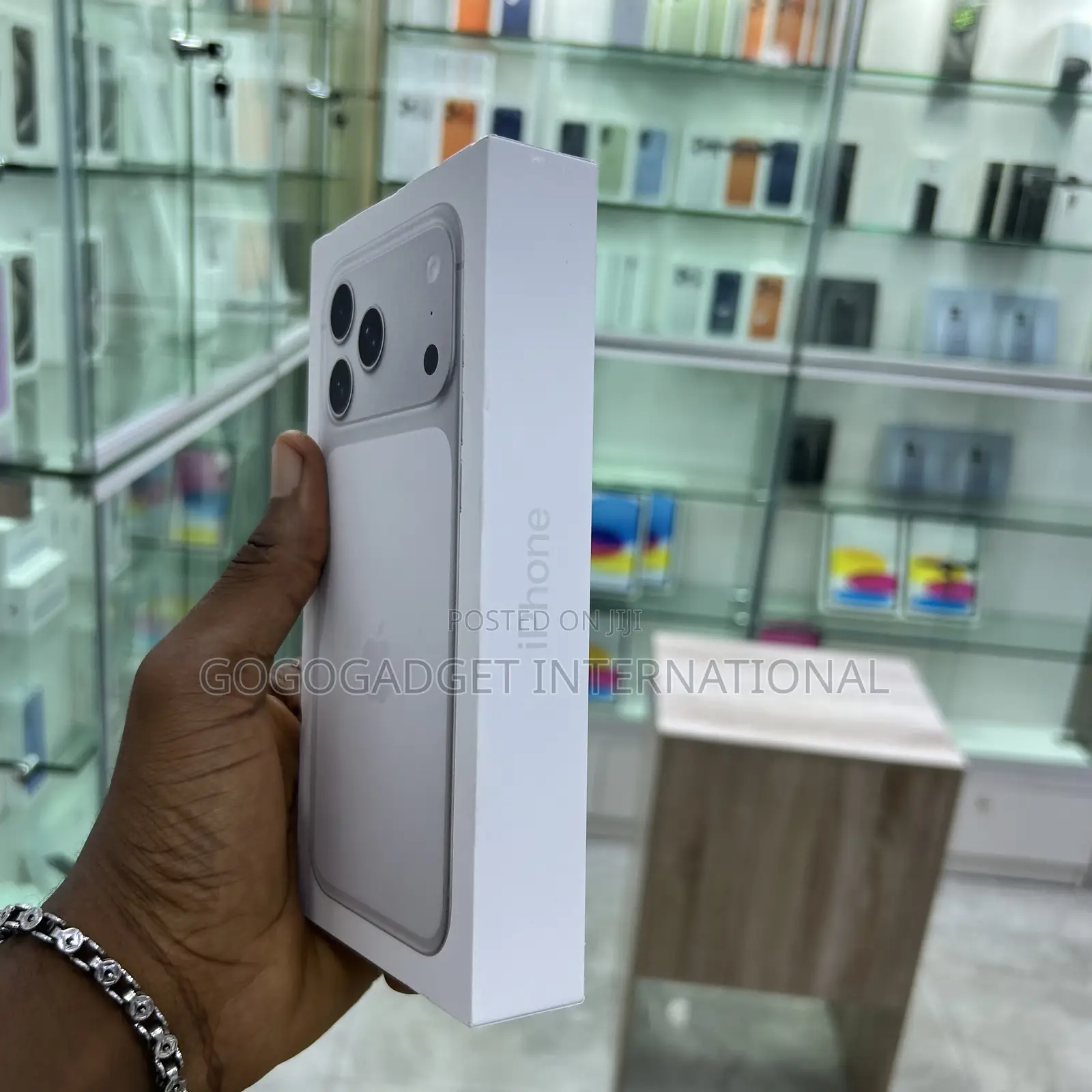 New Apple iPhone 17 Pro Max 256 GB Silver