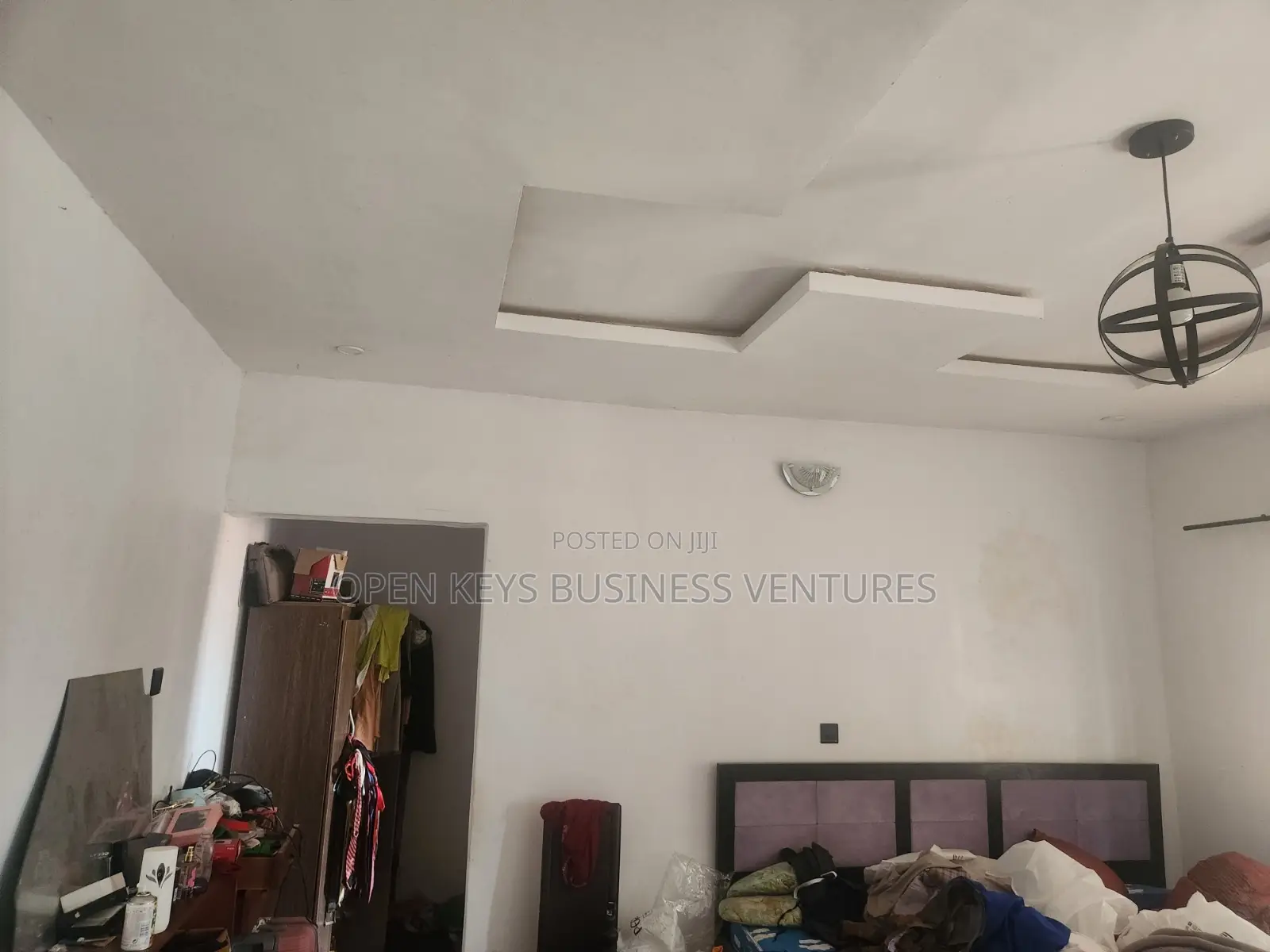 4bdrm House in Maberi, Akala Express for sale