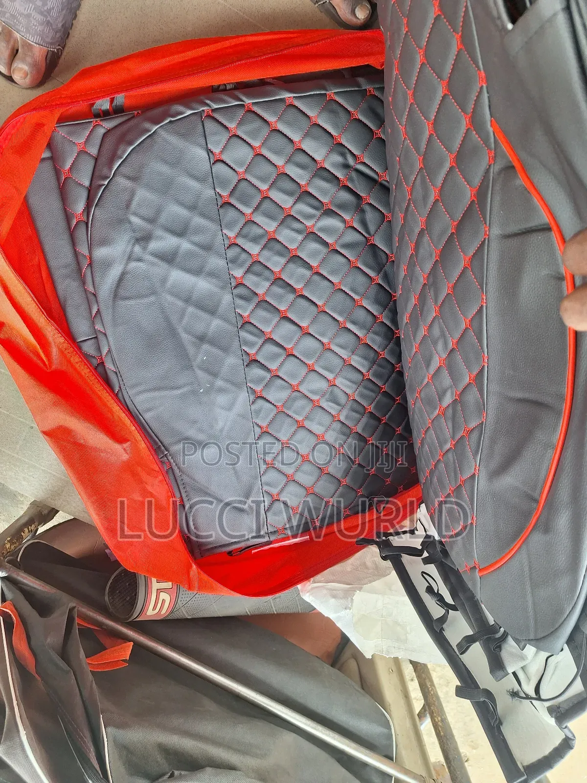 Crown Seat Cover