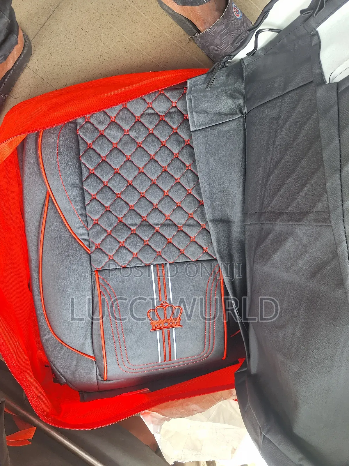 Crown Seat Cover