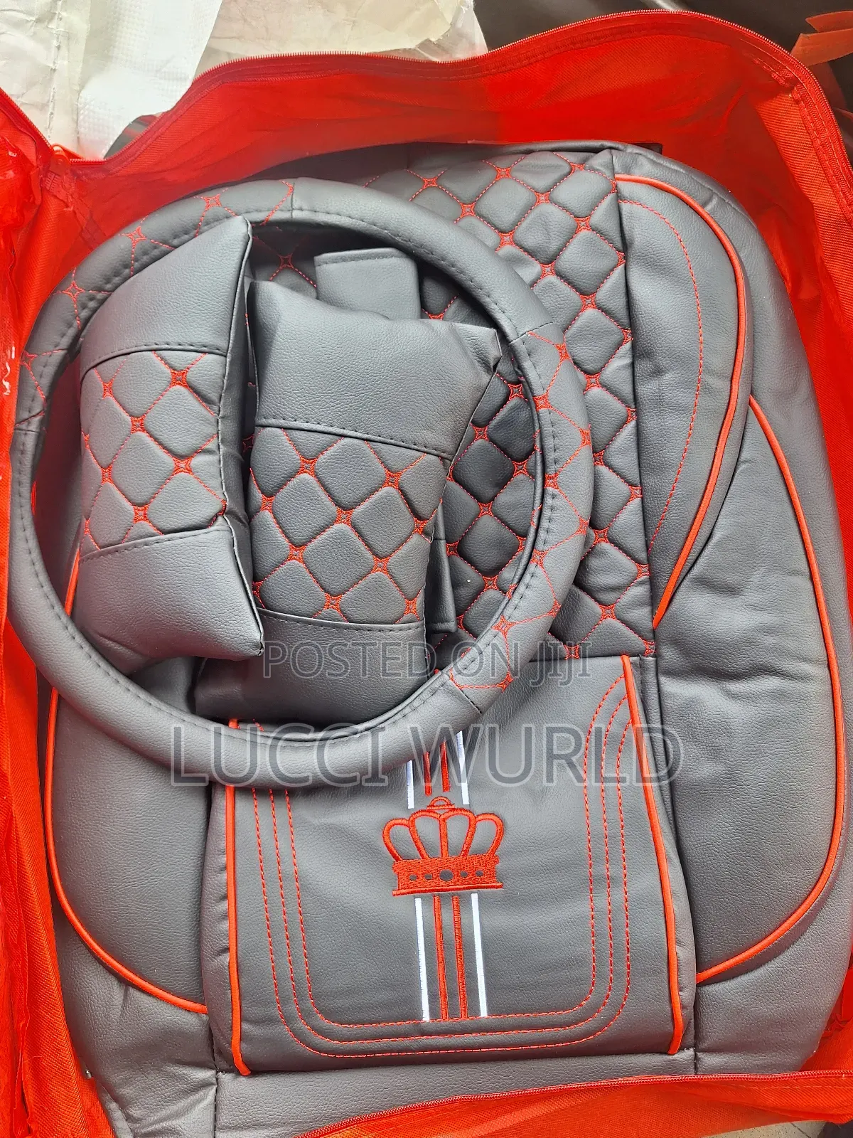 Crown Seat Cover