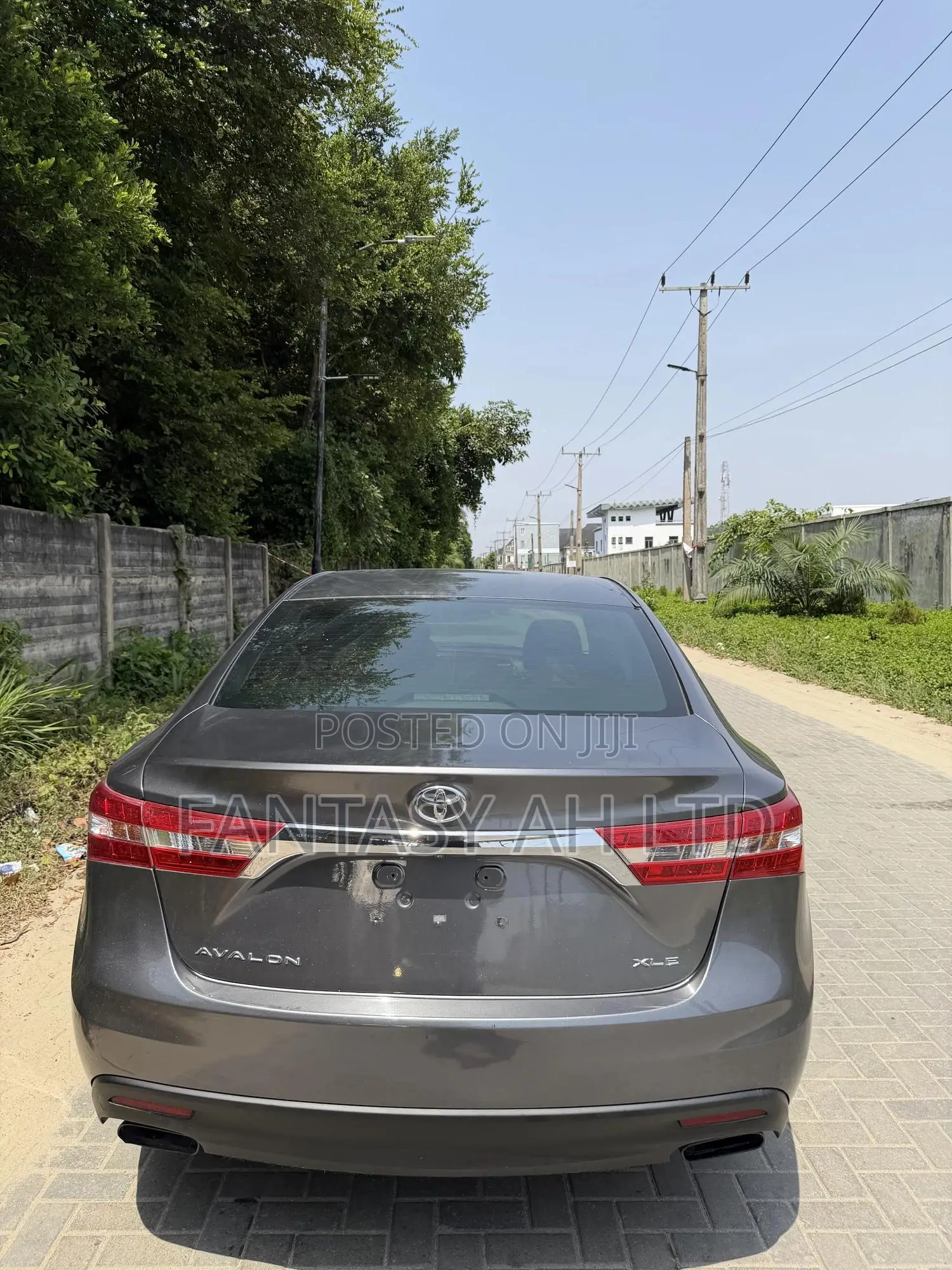 Toyota Avalon XLE 4dr Sedan (3.5L 6cyl 6A) 2014 Gray