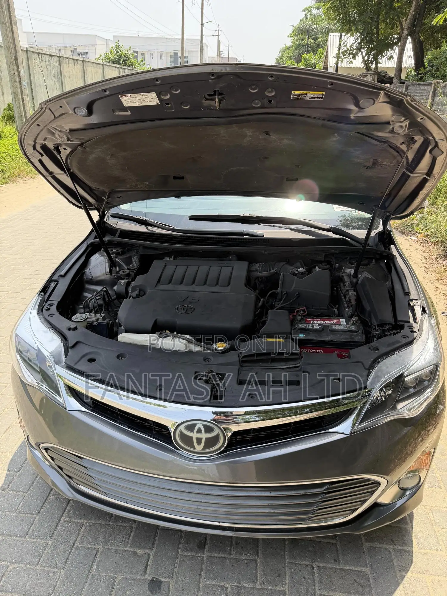 Toyota Avalon XLE 4dr Sedan (3.5L 6cyl 6A) 2014 Gray