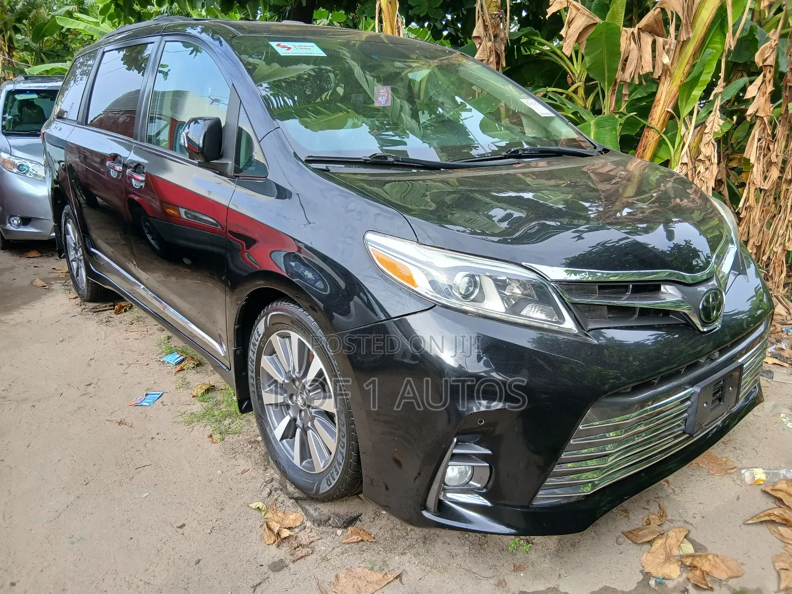 Toyota Sienna Limited AWD 2019 Black