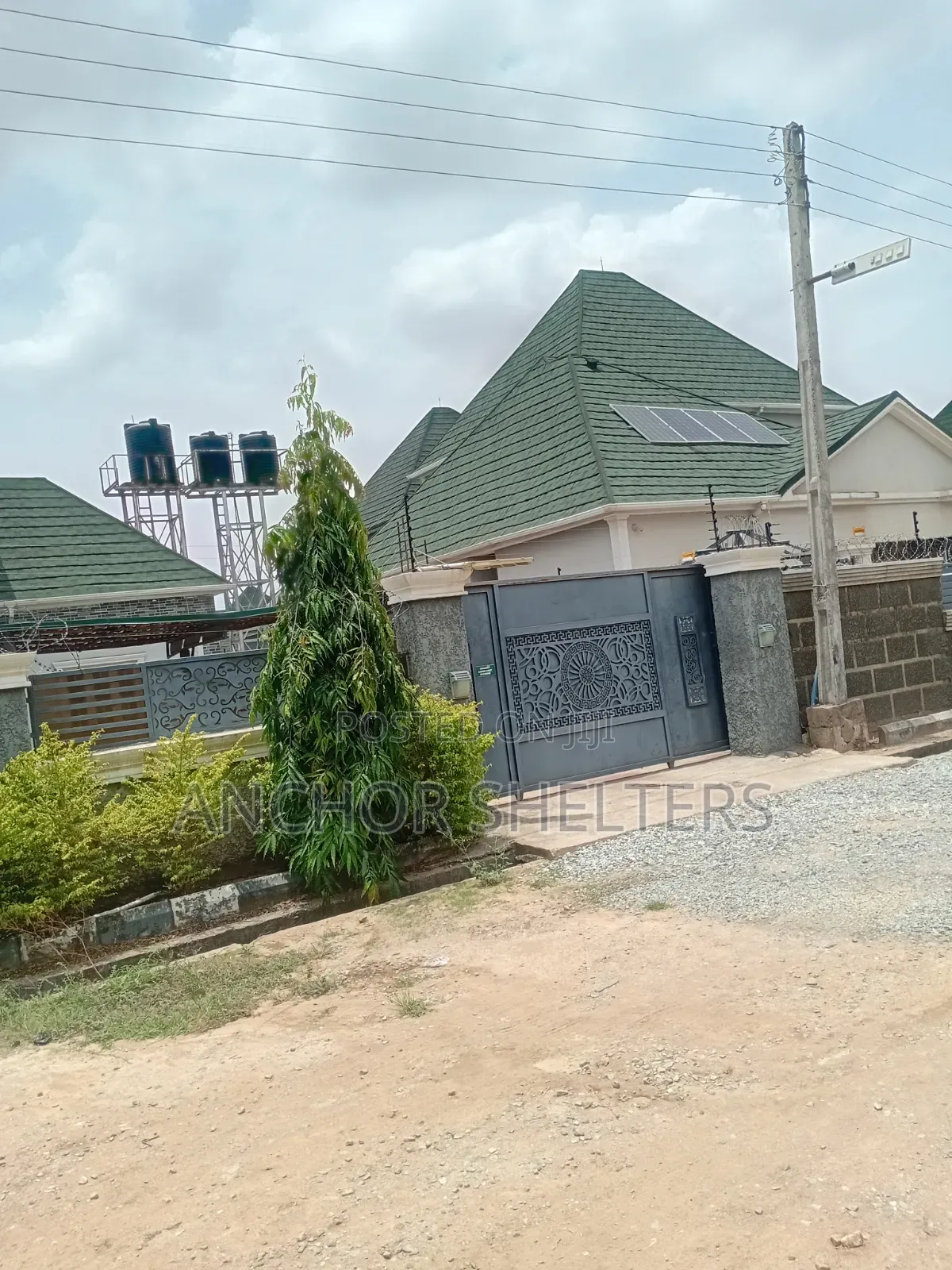 4bdrm Duplex in Leisure  Court, Sabon Lugbe for sale