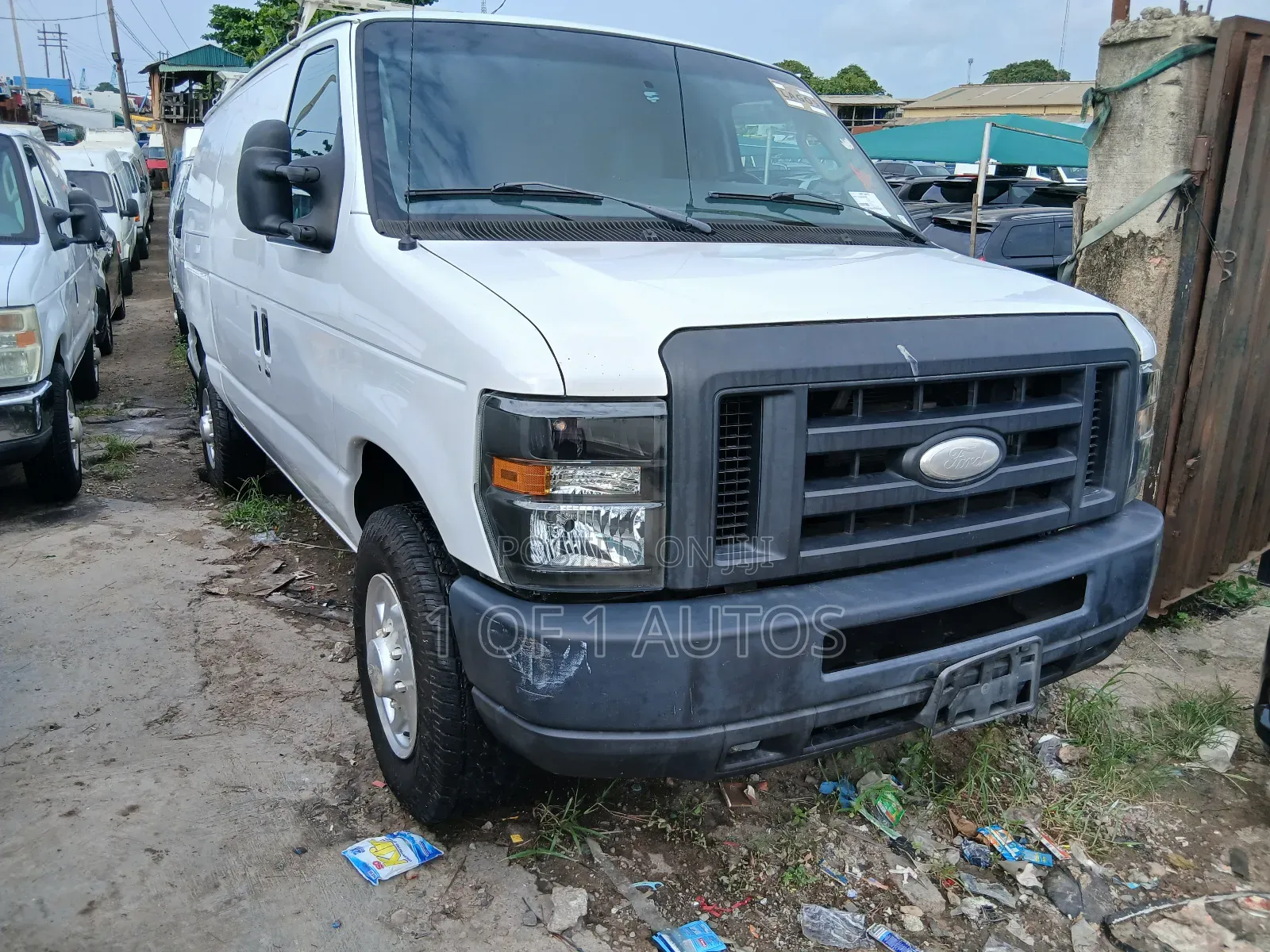 Ford E250 2014 White