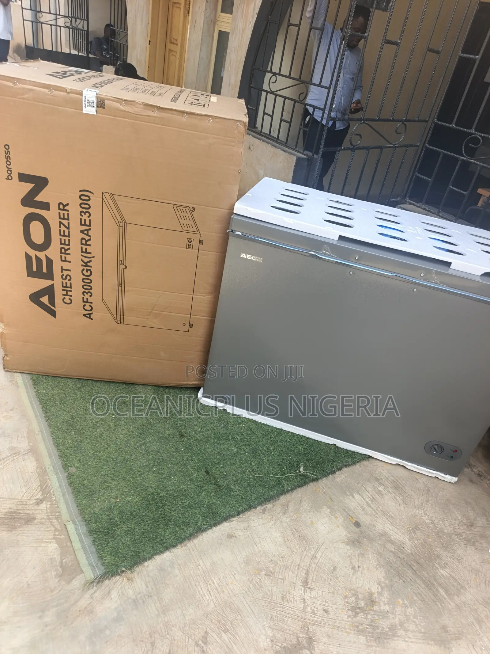 Acf300gk Aeon Chest Freezer 300l Unit