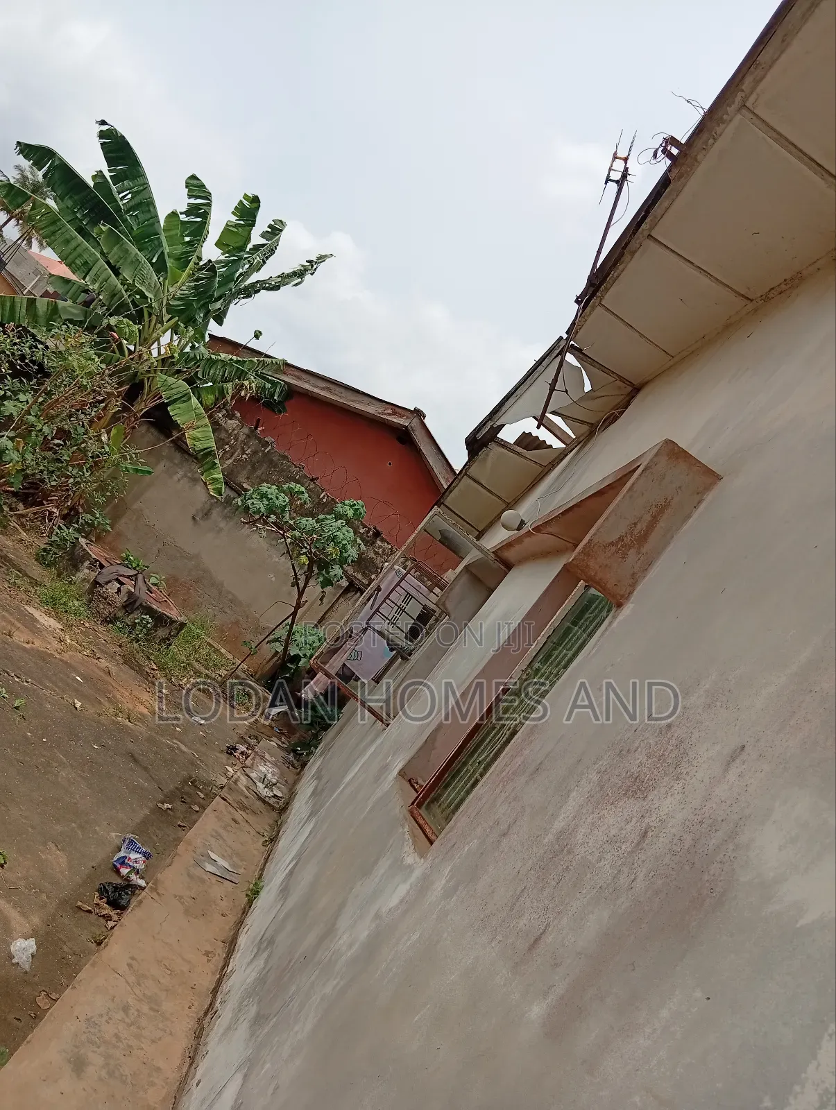4bdrm Bungalow in Ayobo for sale