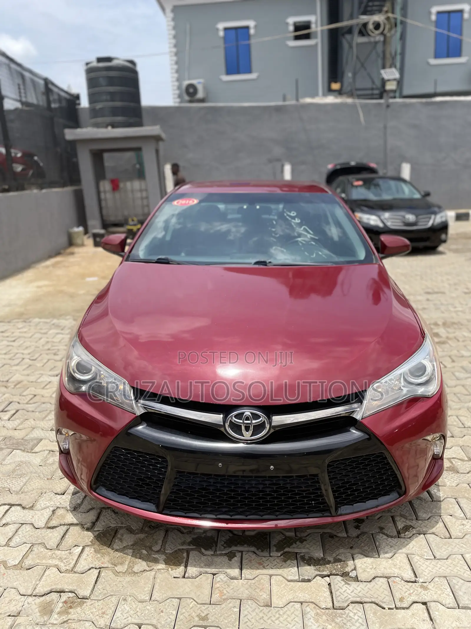 Toyota Camry 2016